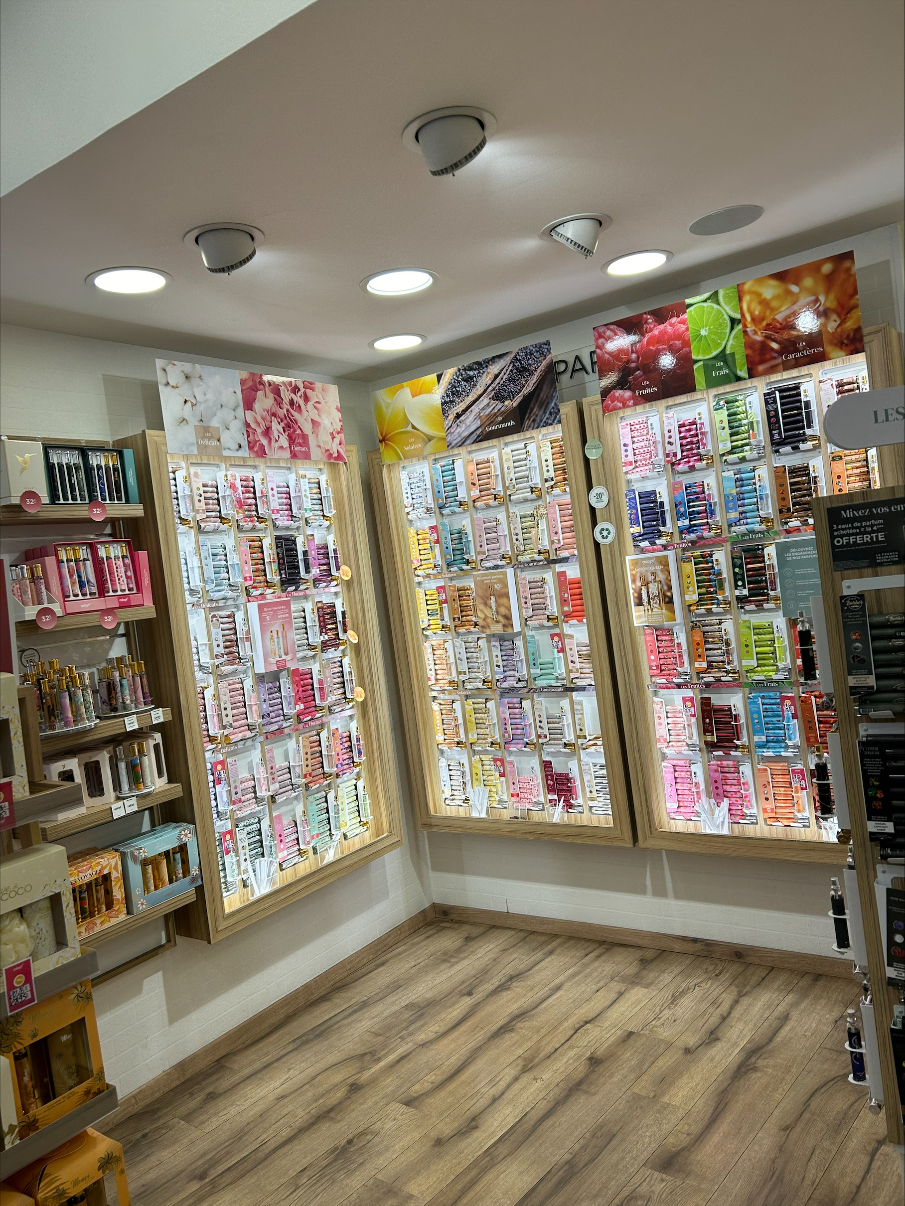Foto 6 di Adopt Parfums
