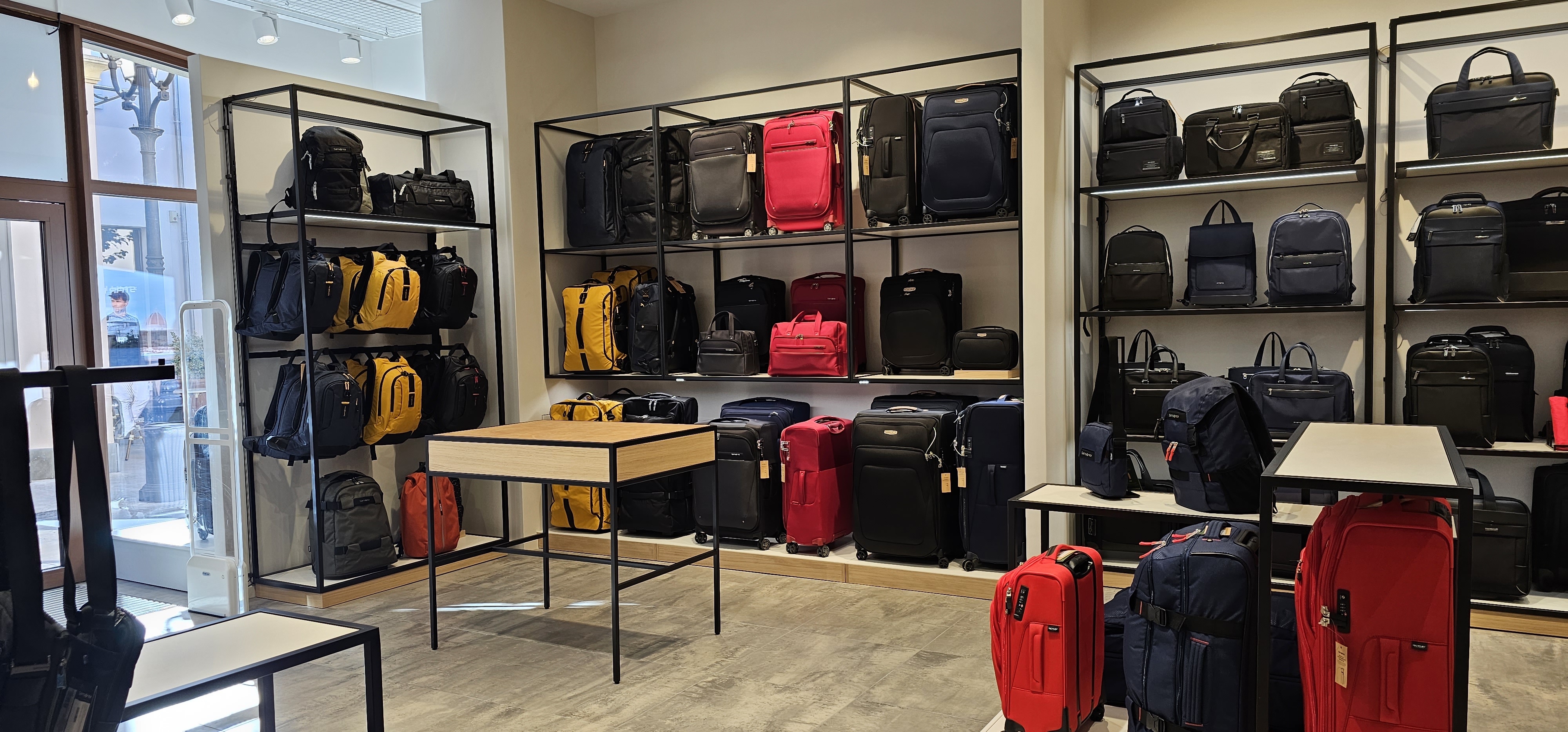 Foto 6 di Samsonite