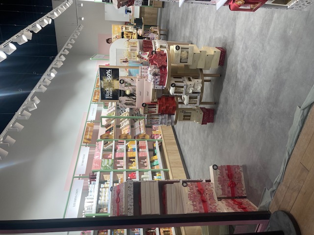 Foto 10 di Adopt Parfums