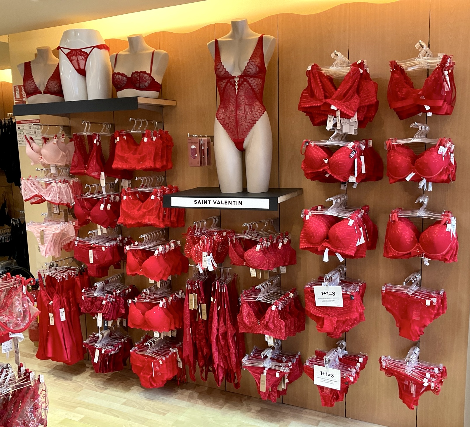 Foto 42 di Etam Lingerie