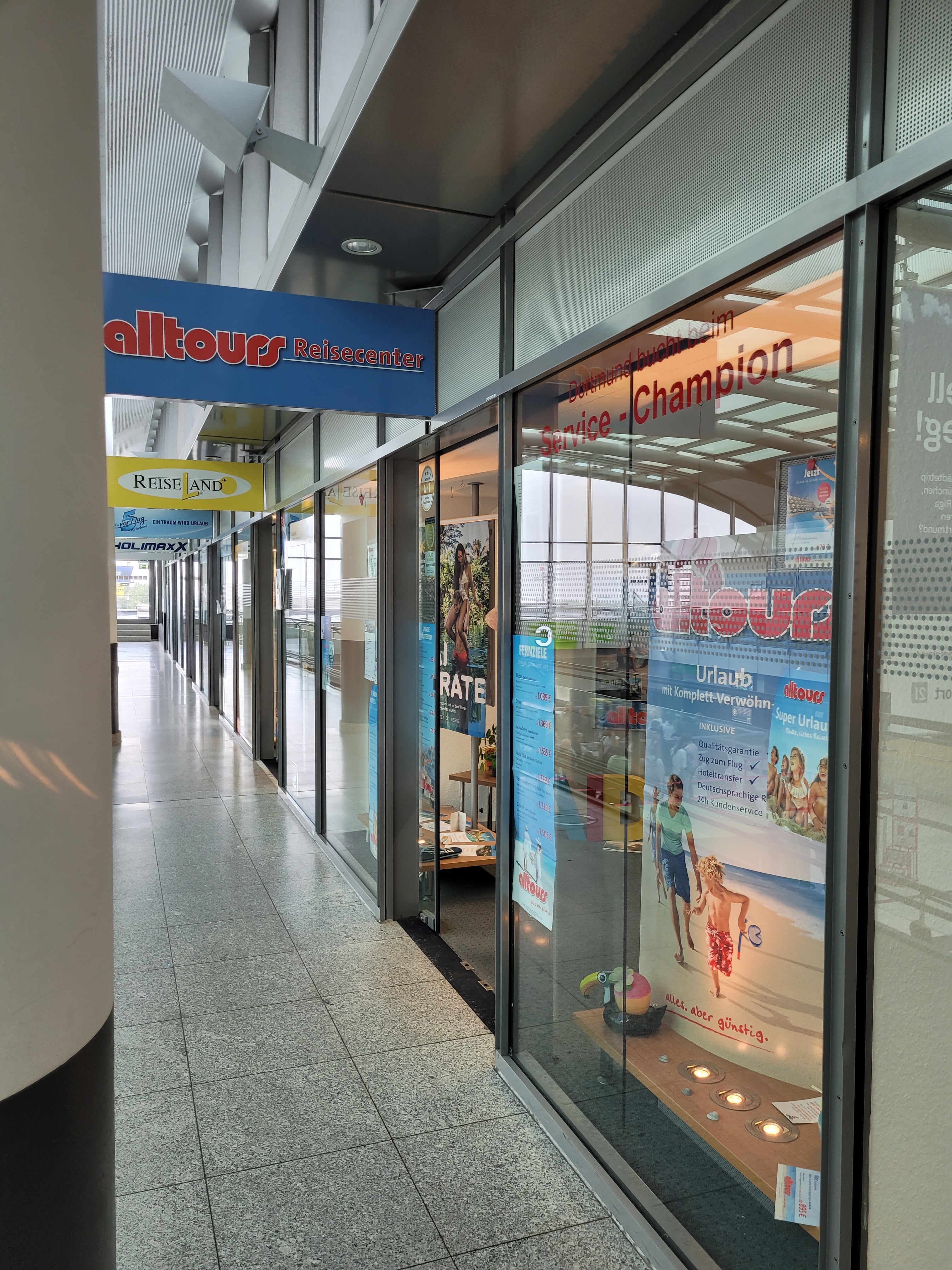 Foto 2 di alltours Reisecenter