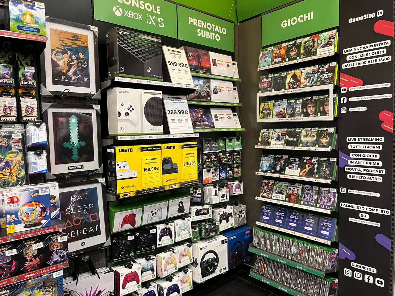 Foto 8 di GameStop