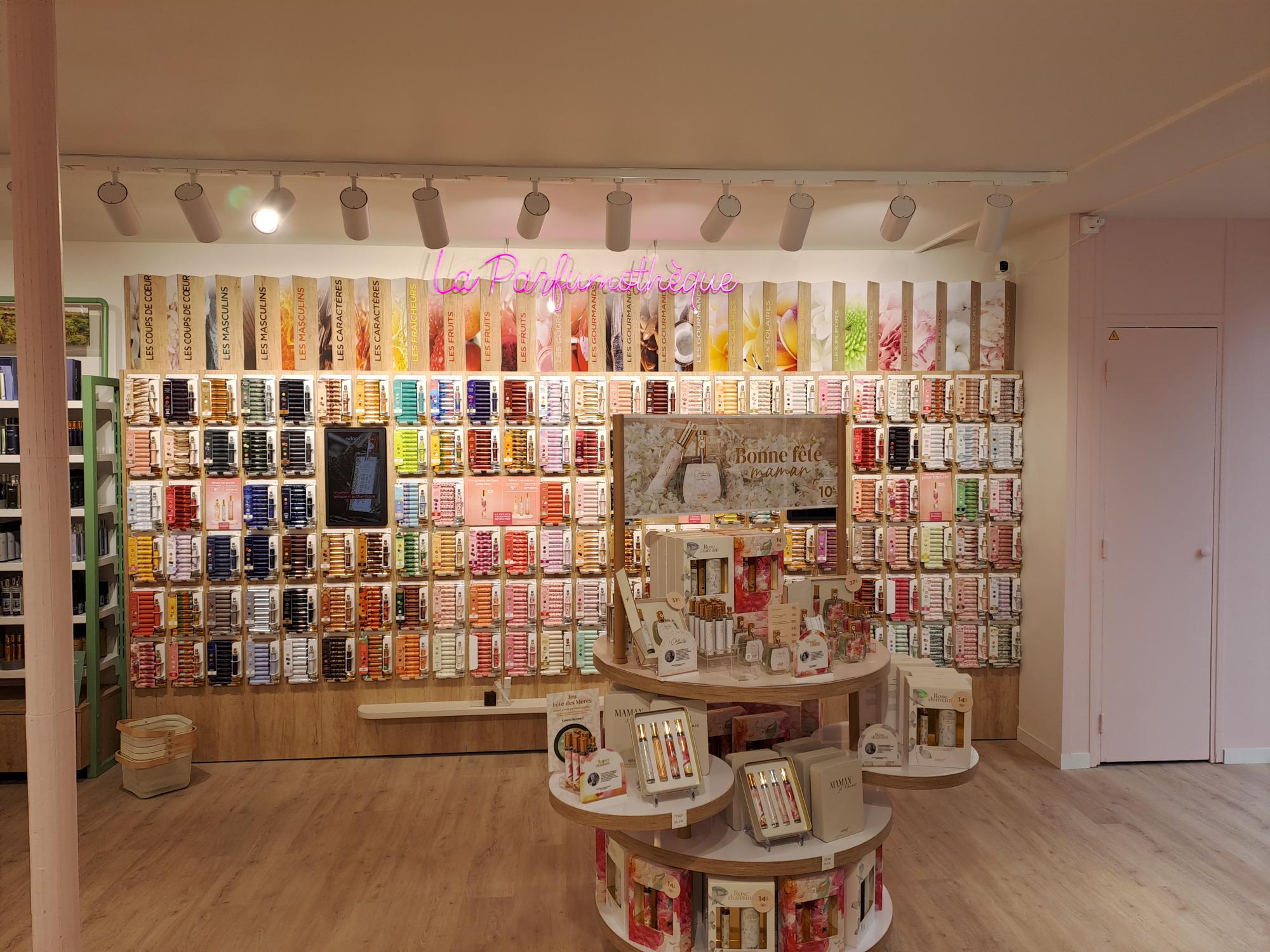 Foto 6 di Adopt Parfums