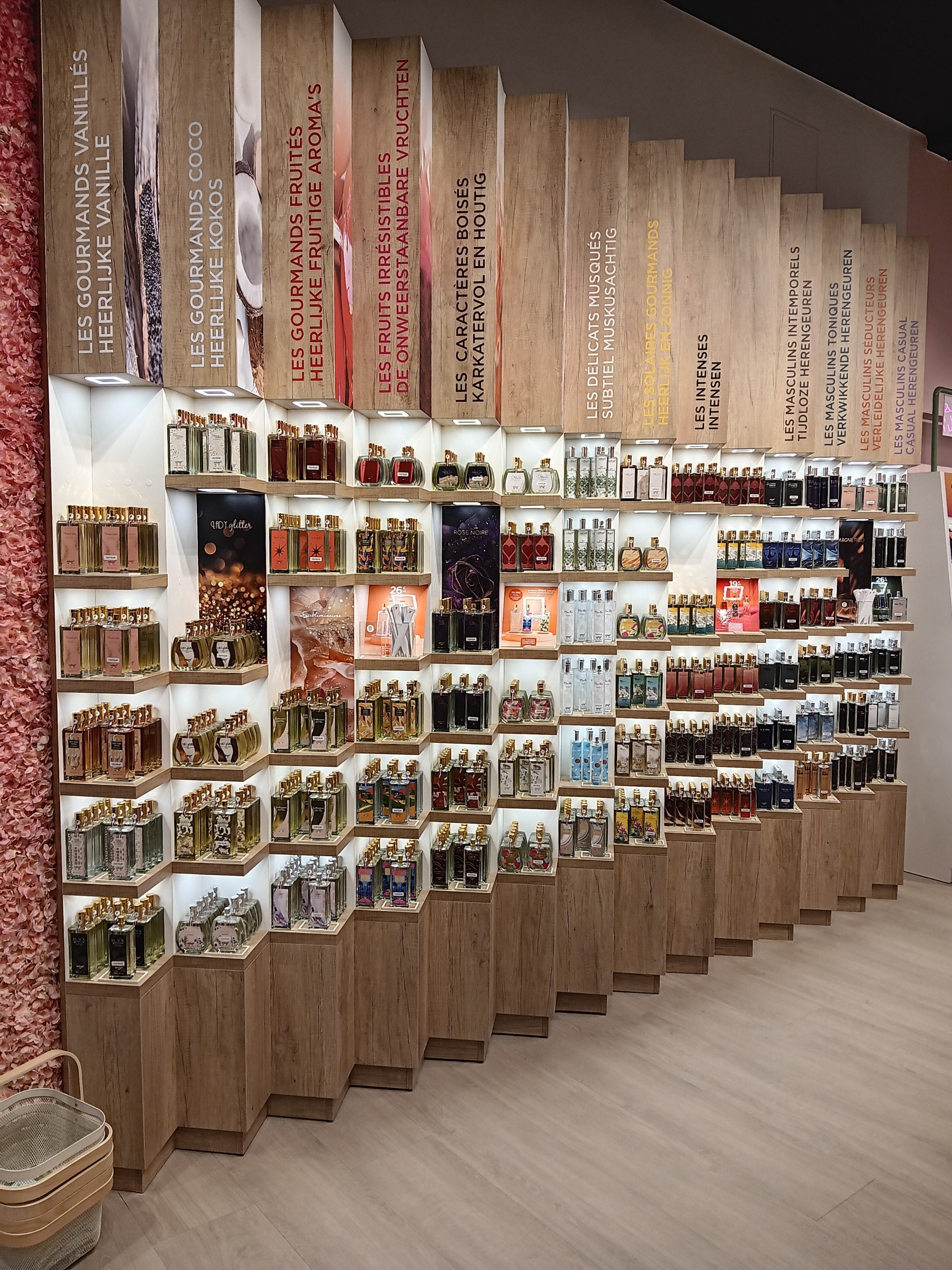 Foto 9 di Adopt Parfums