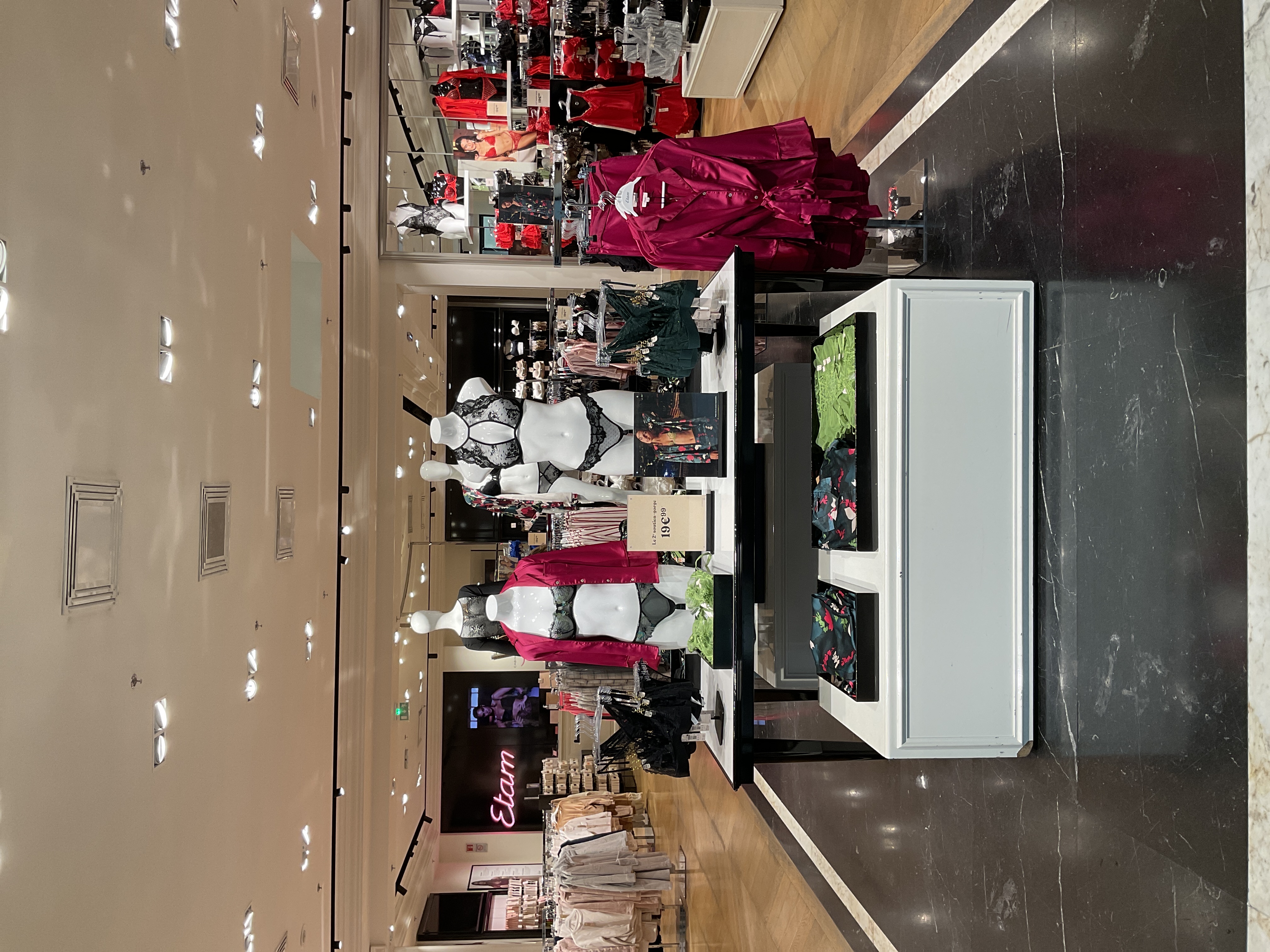 Foto 4 di Etam Lingerie