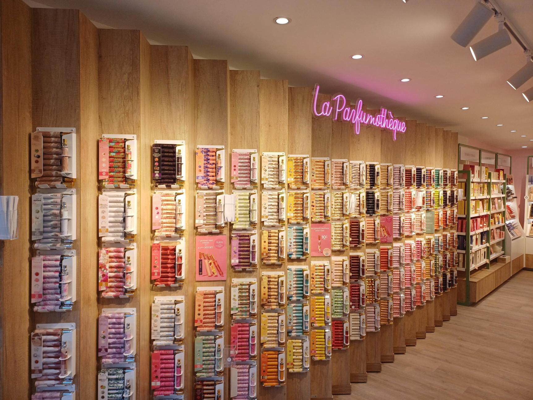 Foto 4 di Adopt Parfums