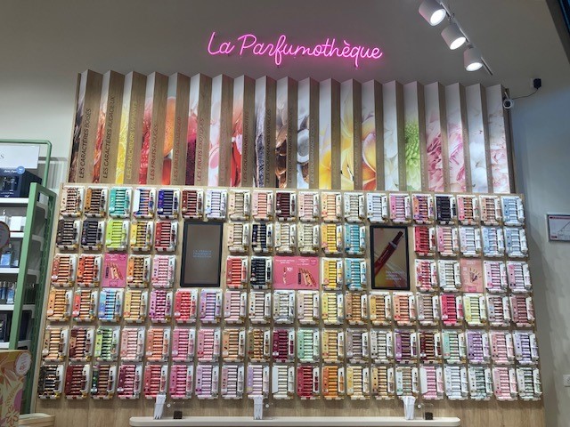 Foto 12 di Adopt Parfums