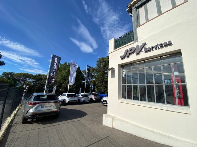 Foto 10 di Toyota Saint-Tropez