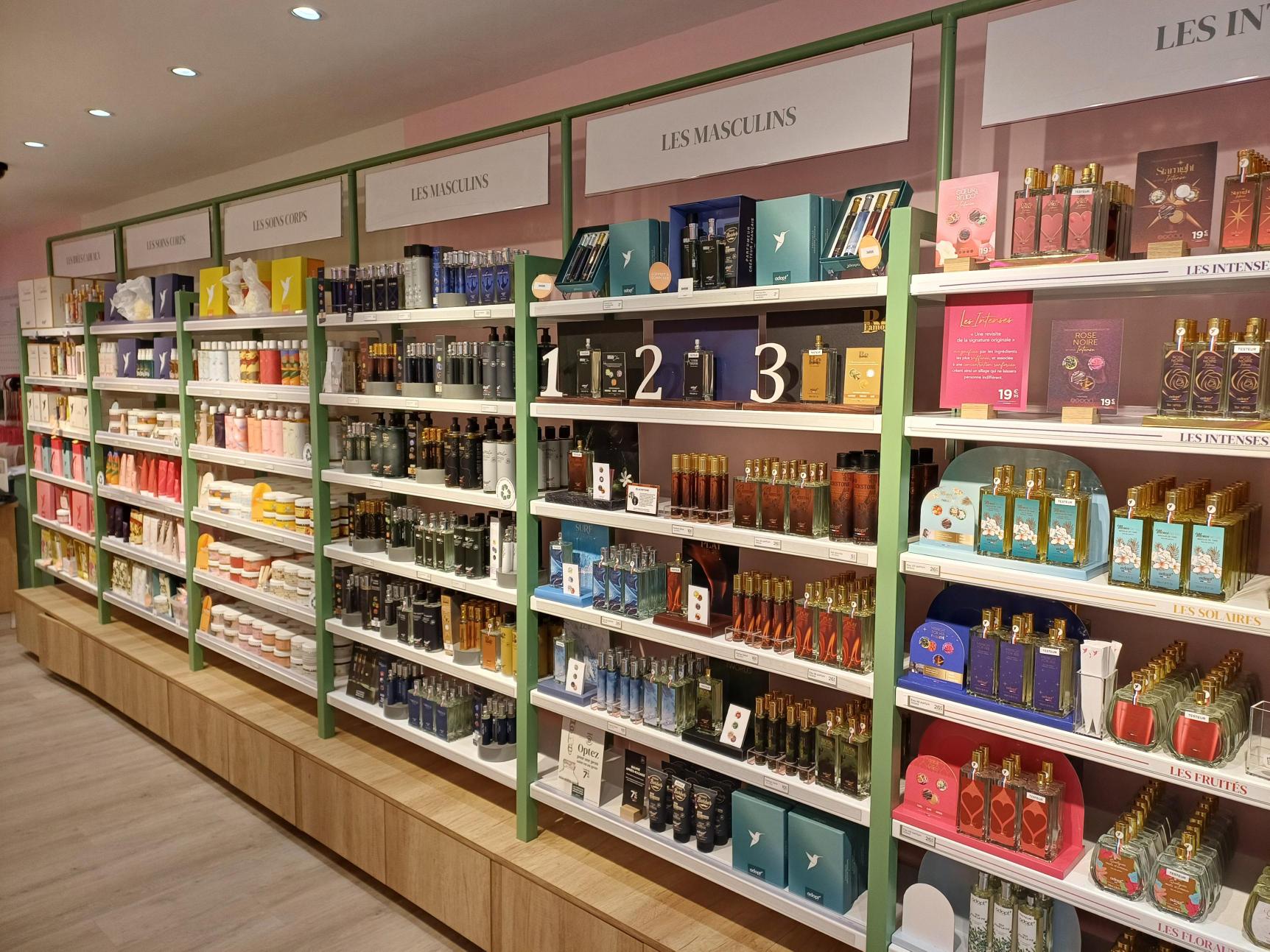 Foto 5 di Adopt Parfums