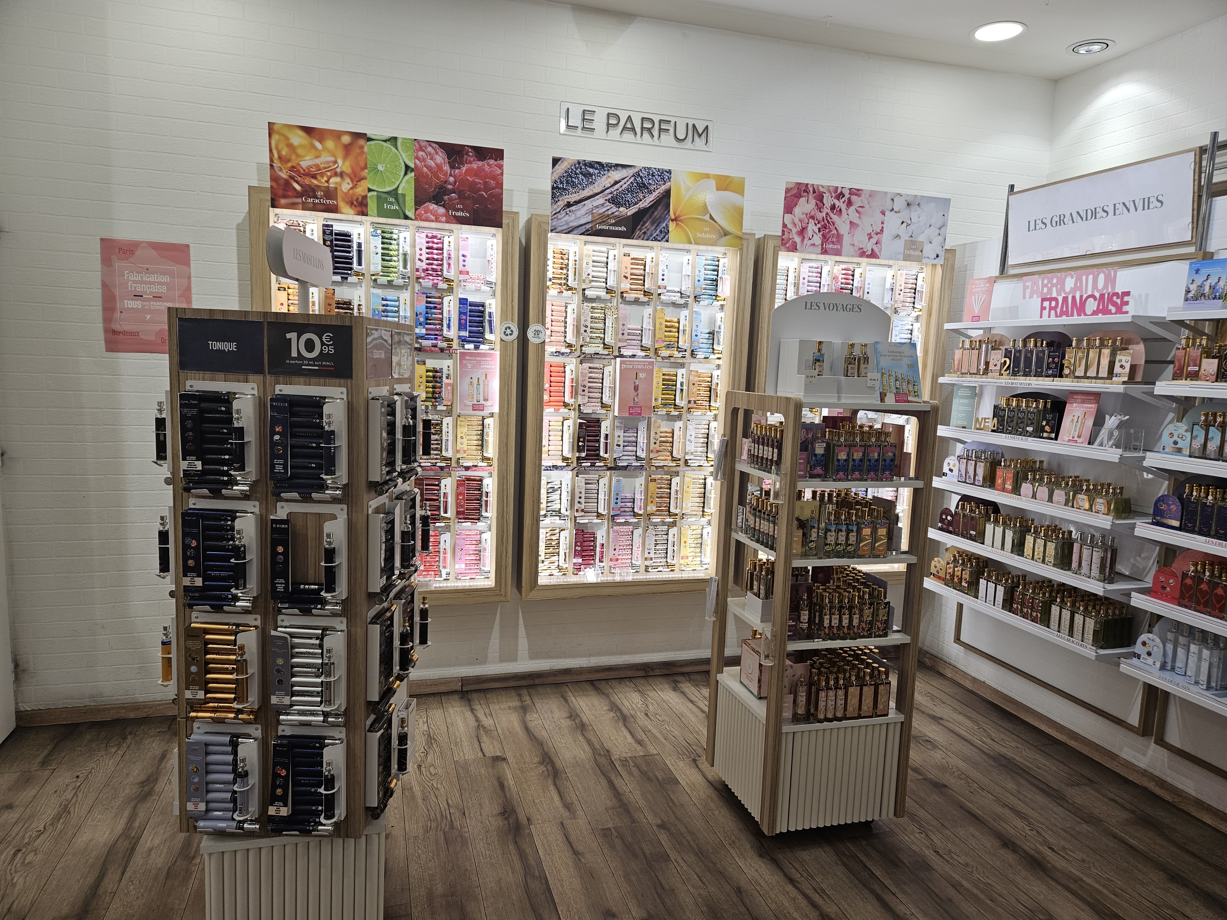 Foto 6 di Adopt Parfums