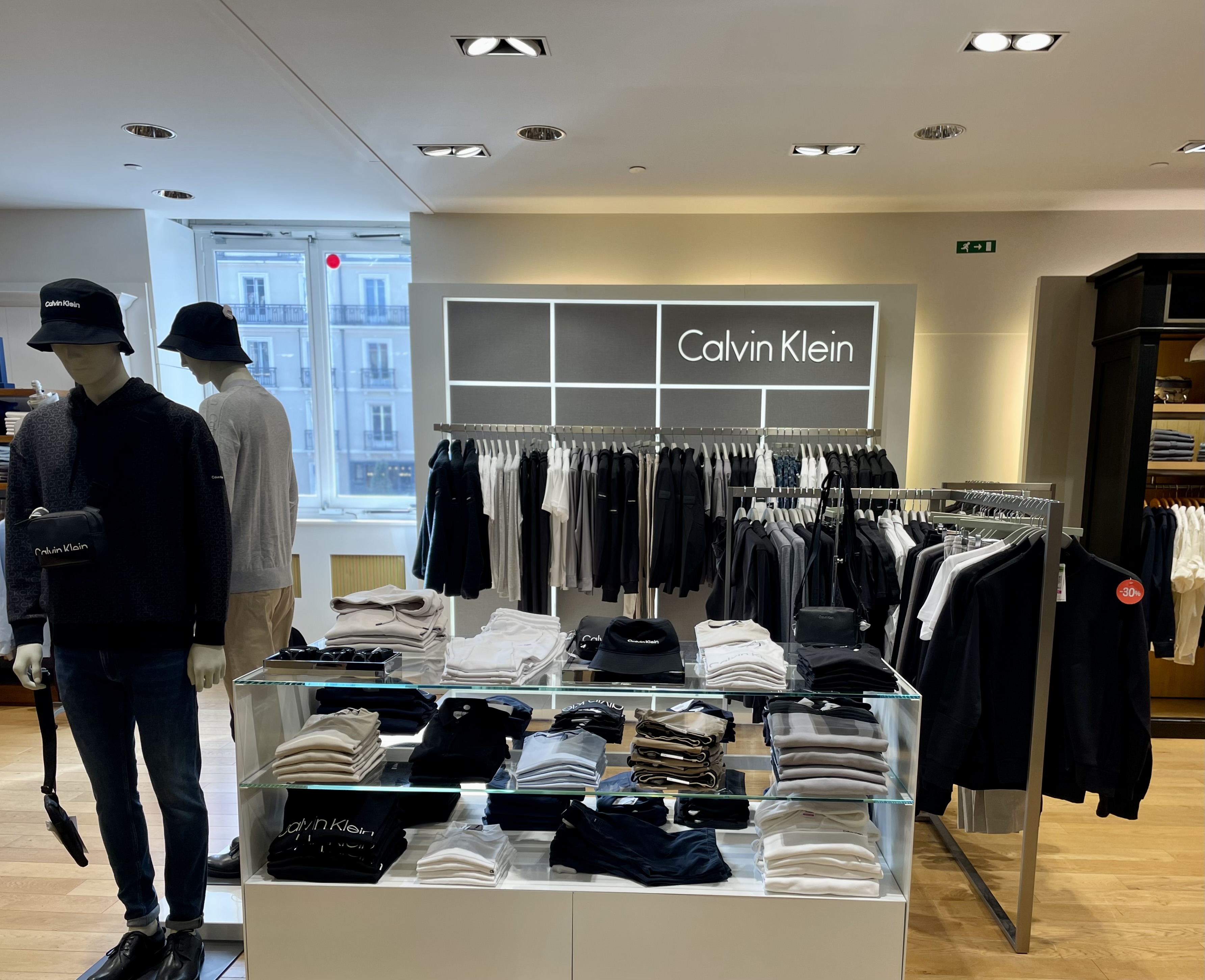 Foto 2 di Calvin Klein