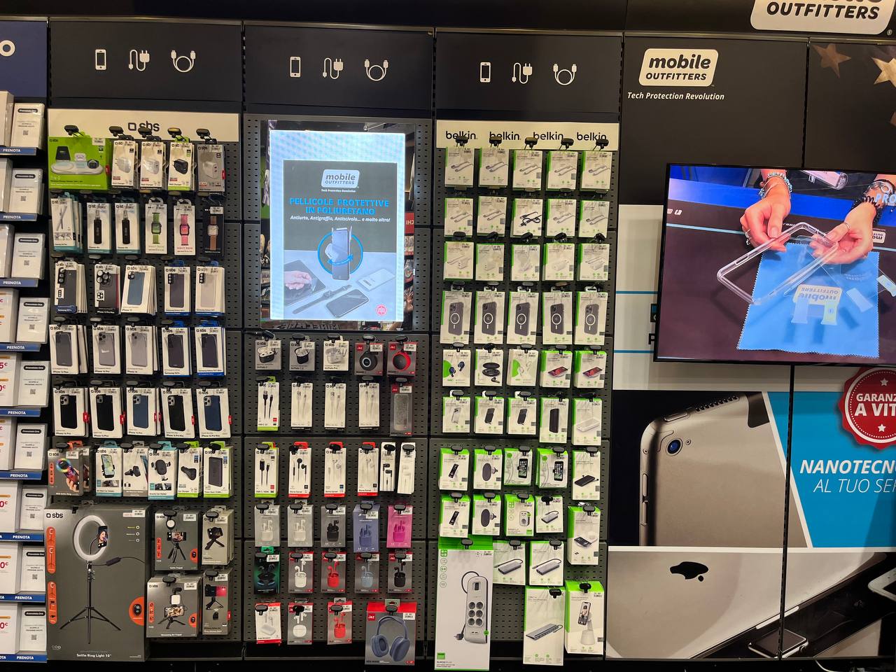 Foto 10 di GameStop