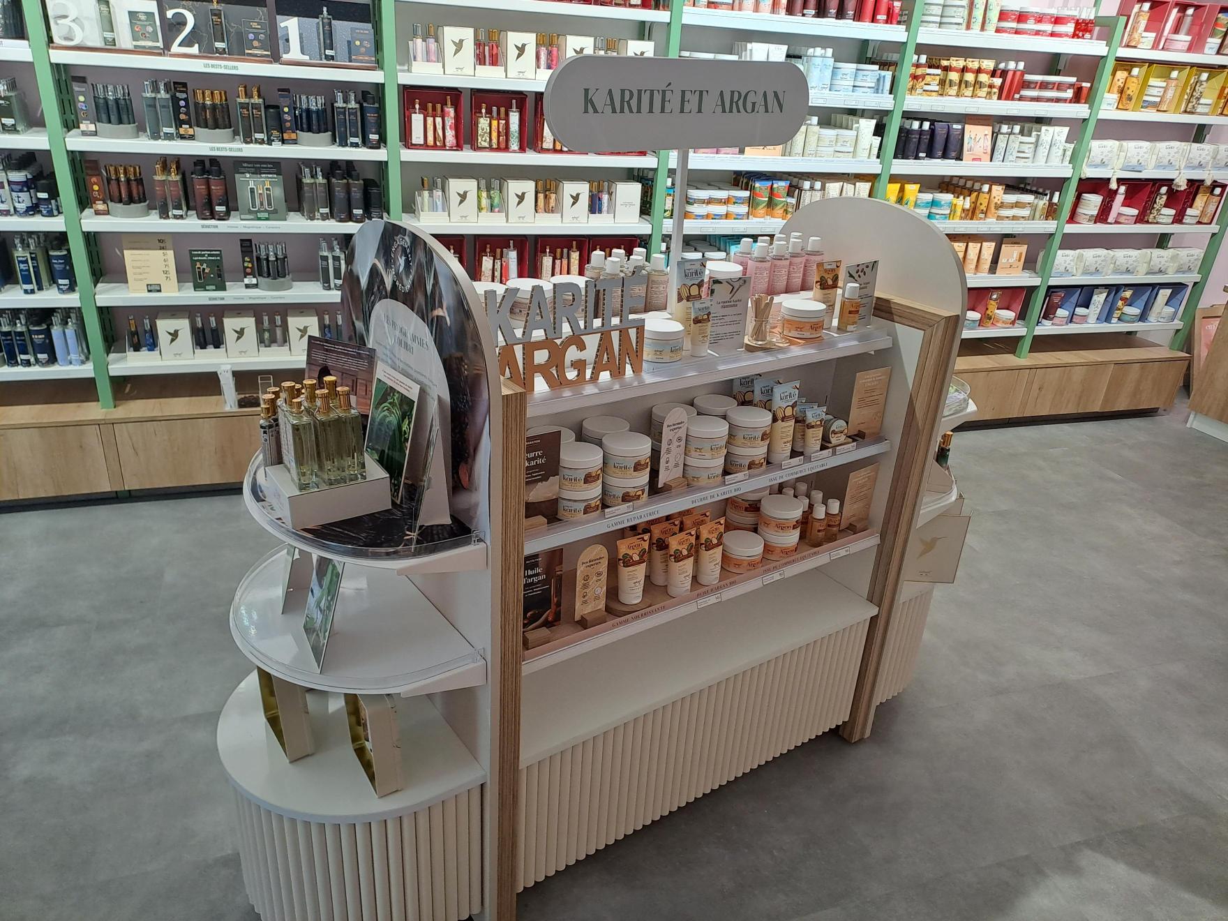 Foto 8 di Adopt Parfums