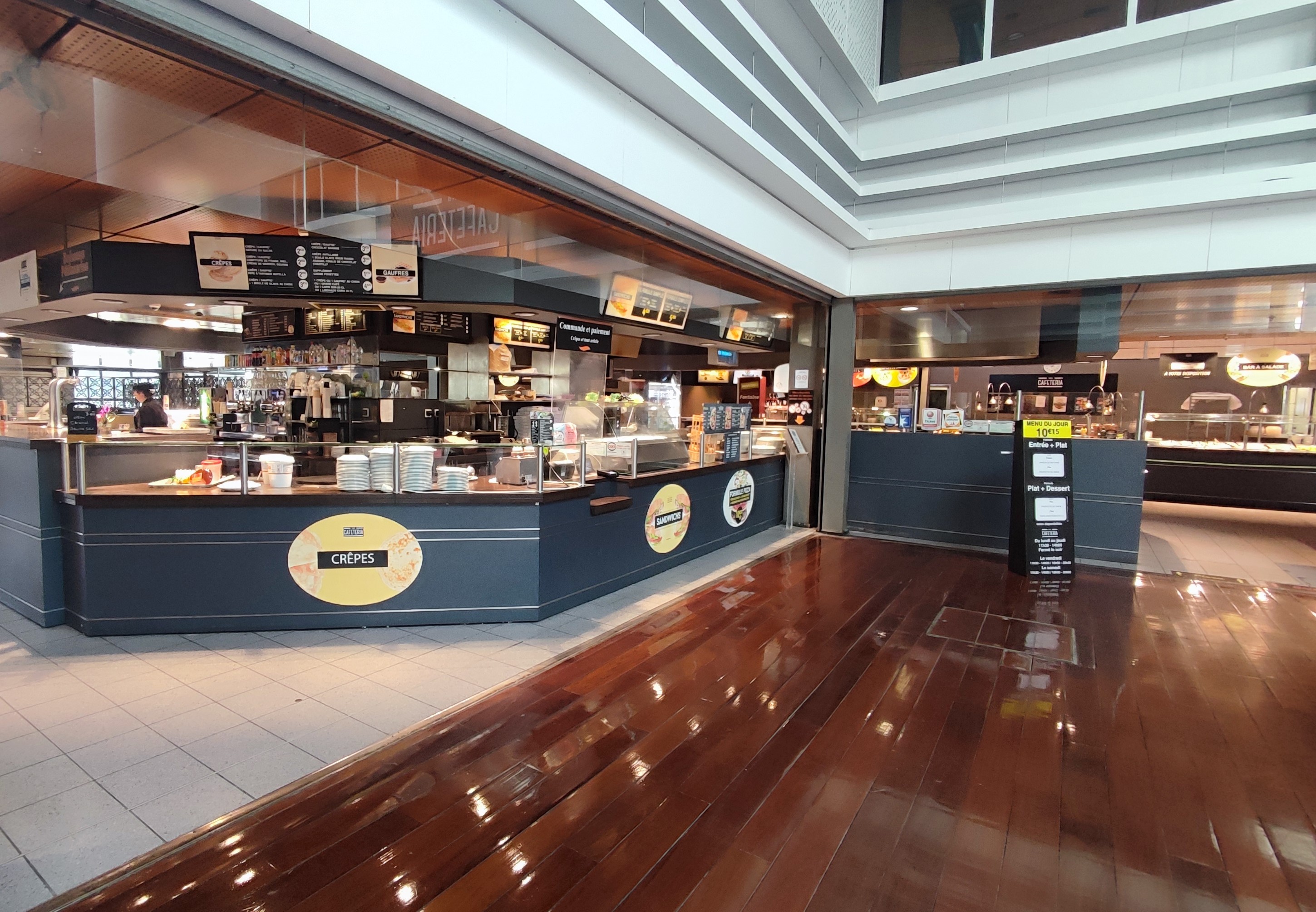Foto 7 di Carrefour Cafétéria