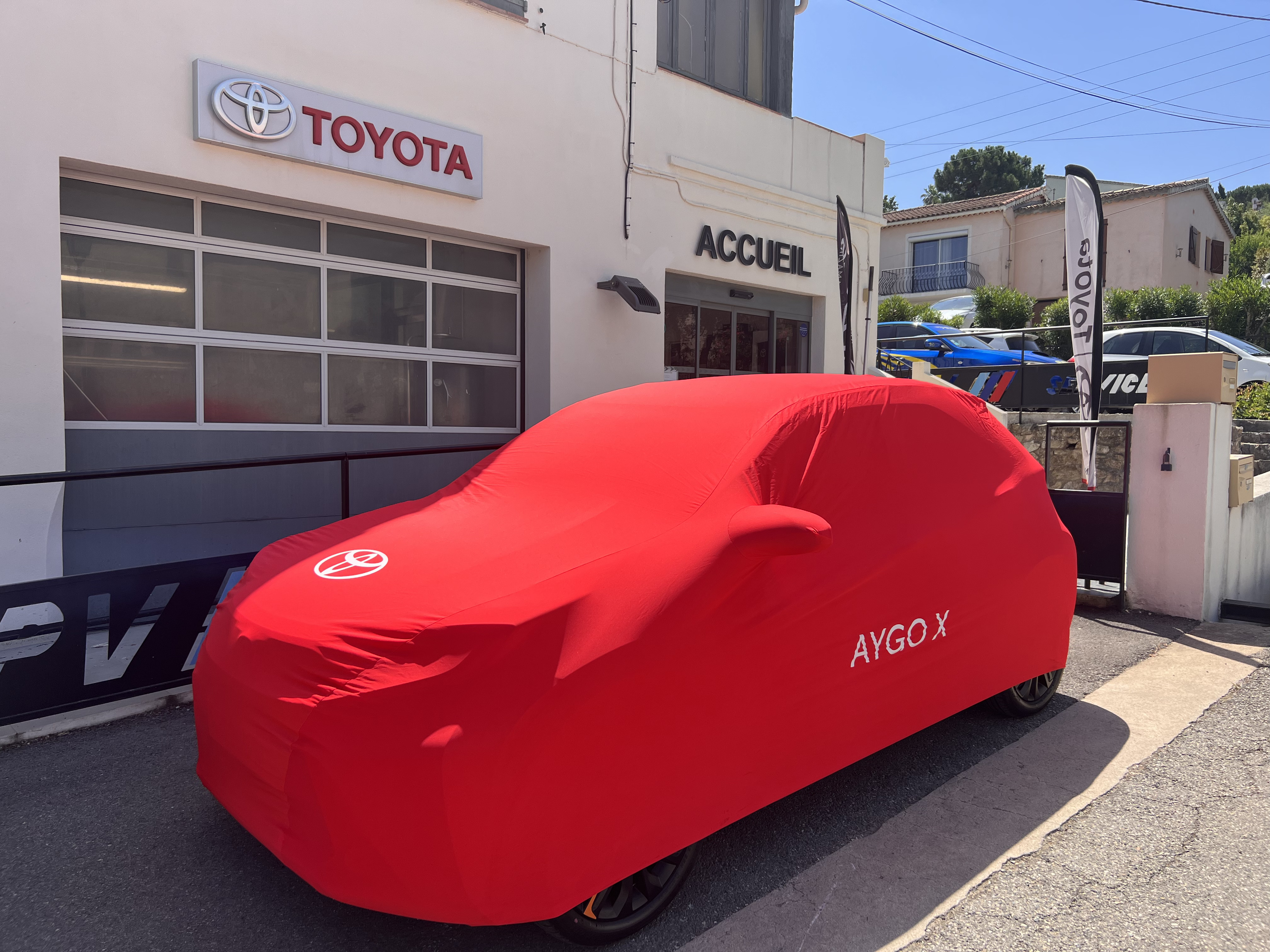Foto 17 di Toyota Saint-Tropez
