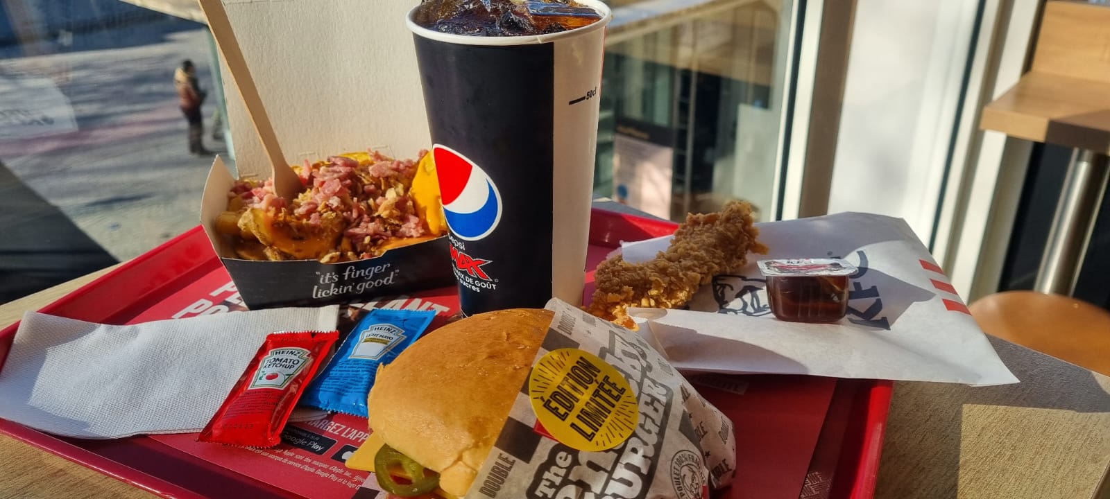 Foto 6 di KFC Reims CV