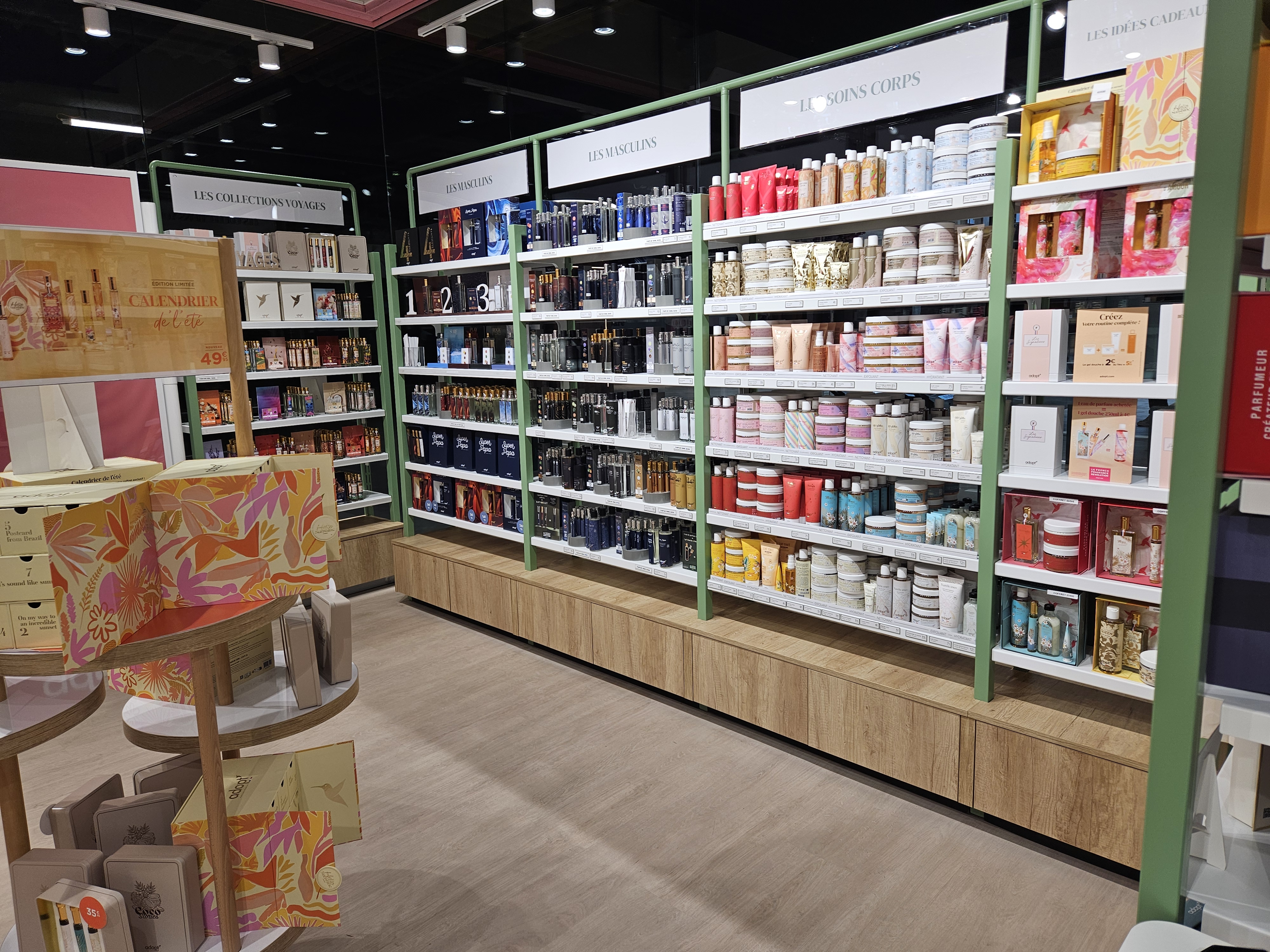 Foto 8 di Adopt Parfums