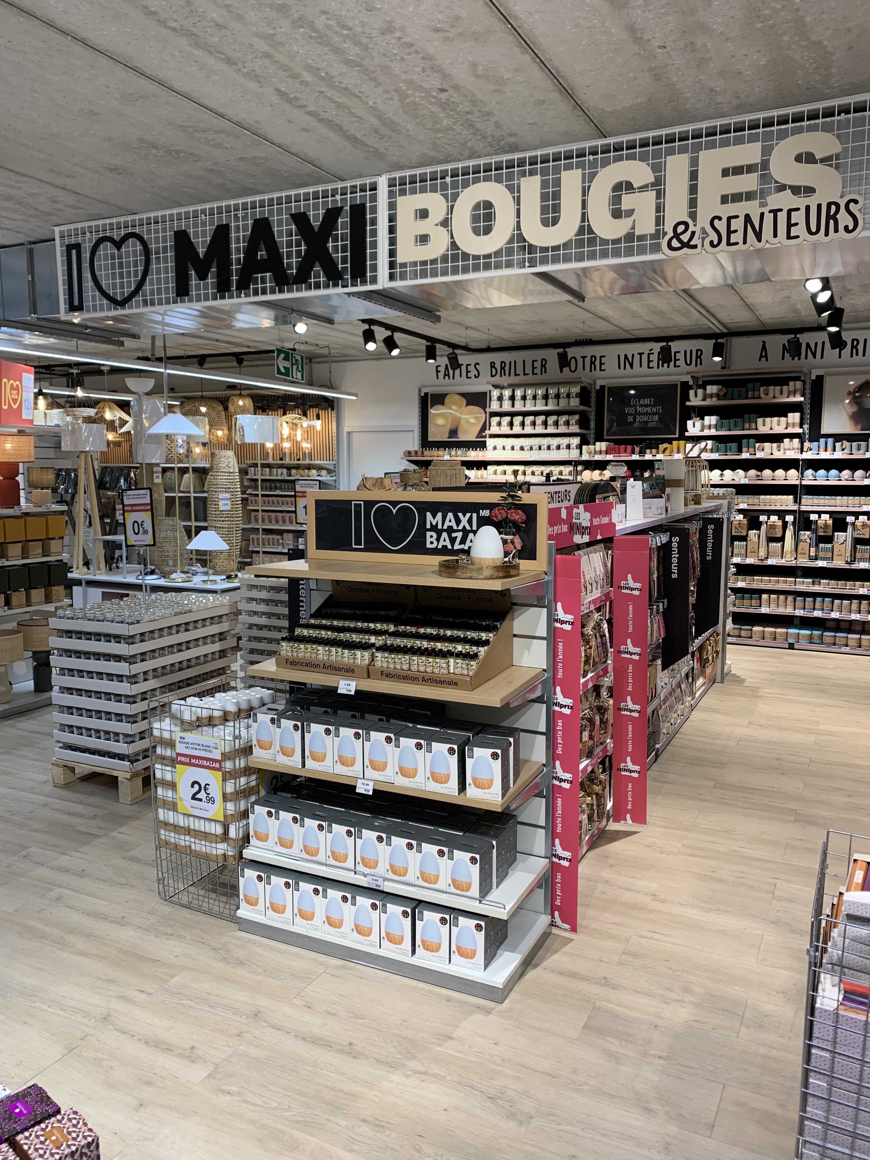Foto 16 di Maxi Bazar
