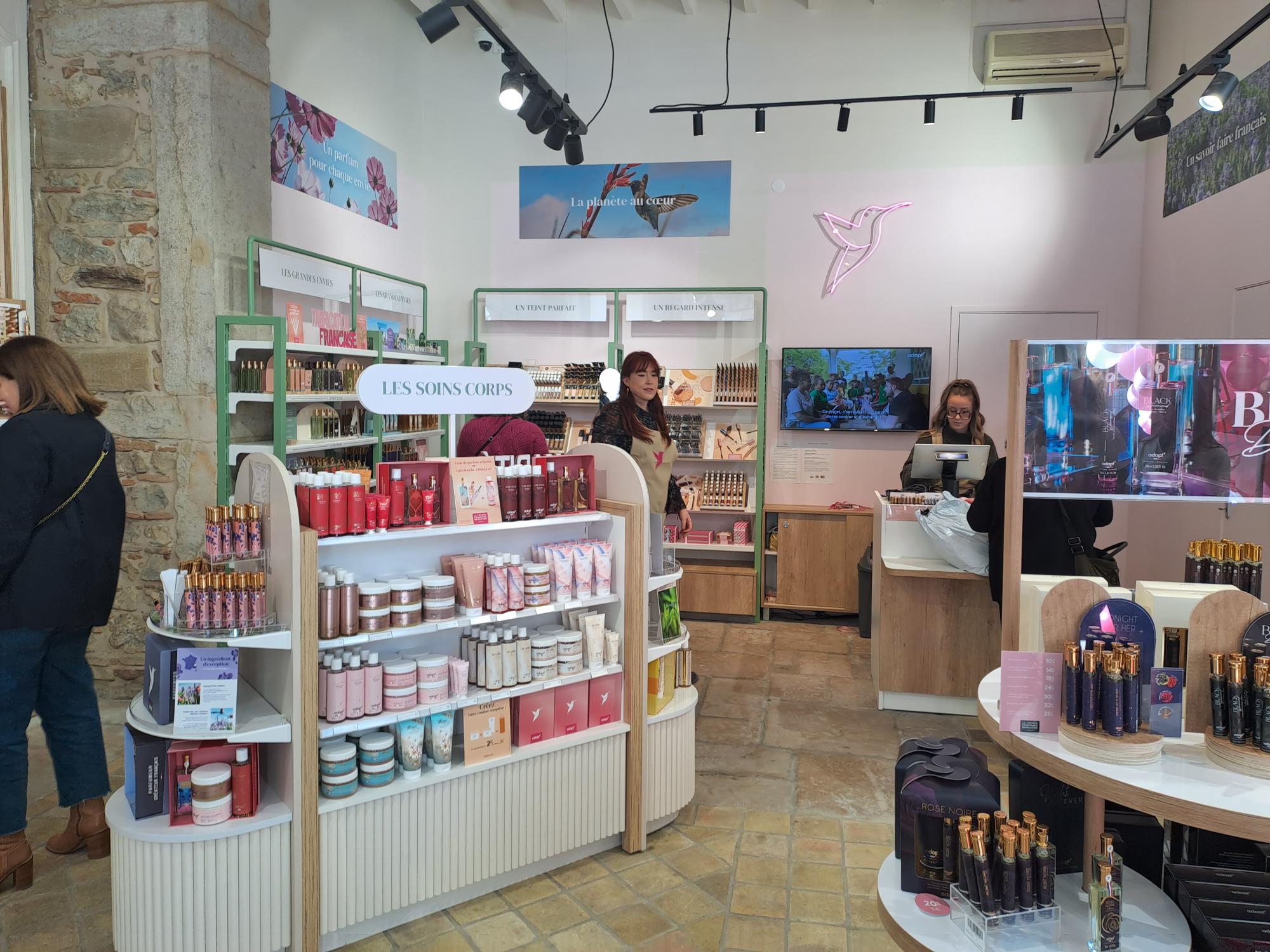 Foto 6 di Adopt Parfums