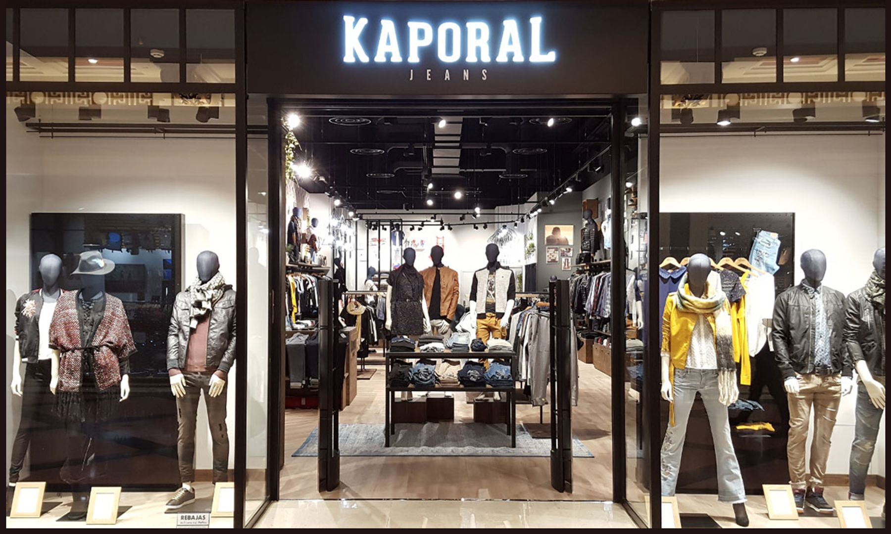 Foto 1 di Kaporal store