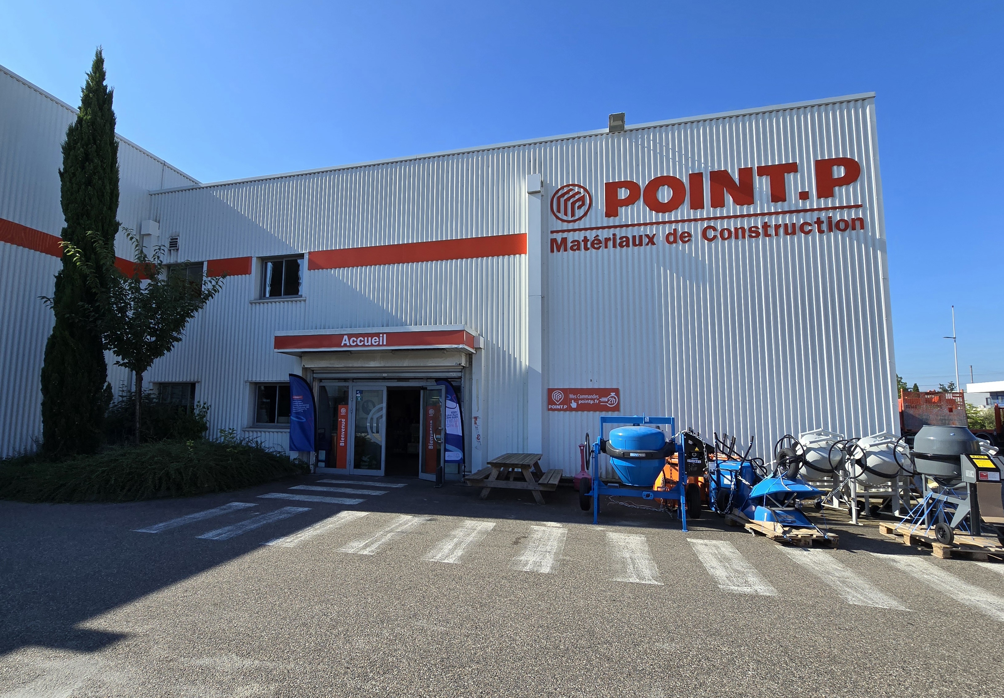 Foto 1 di POINT.P - Mions
