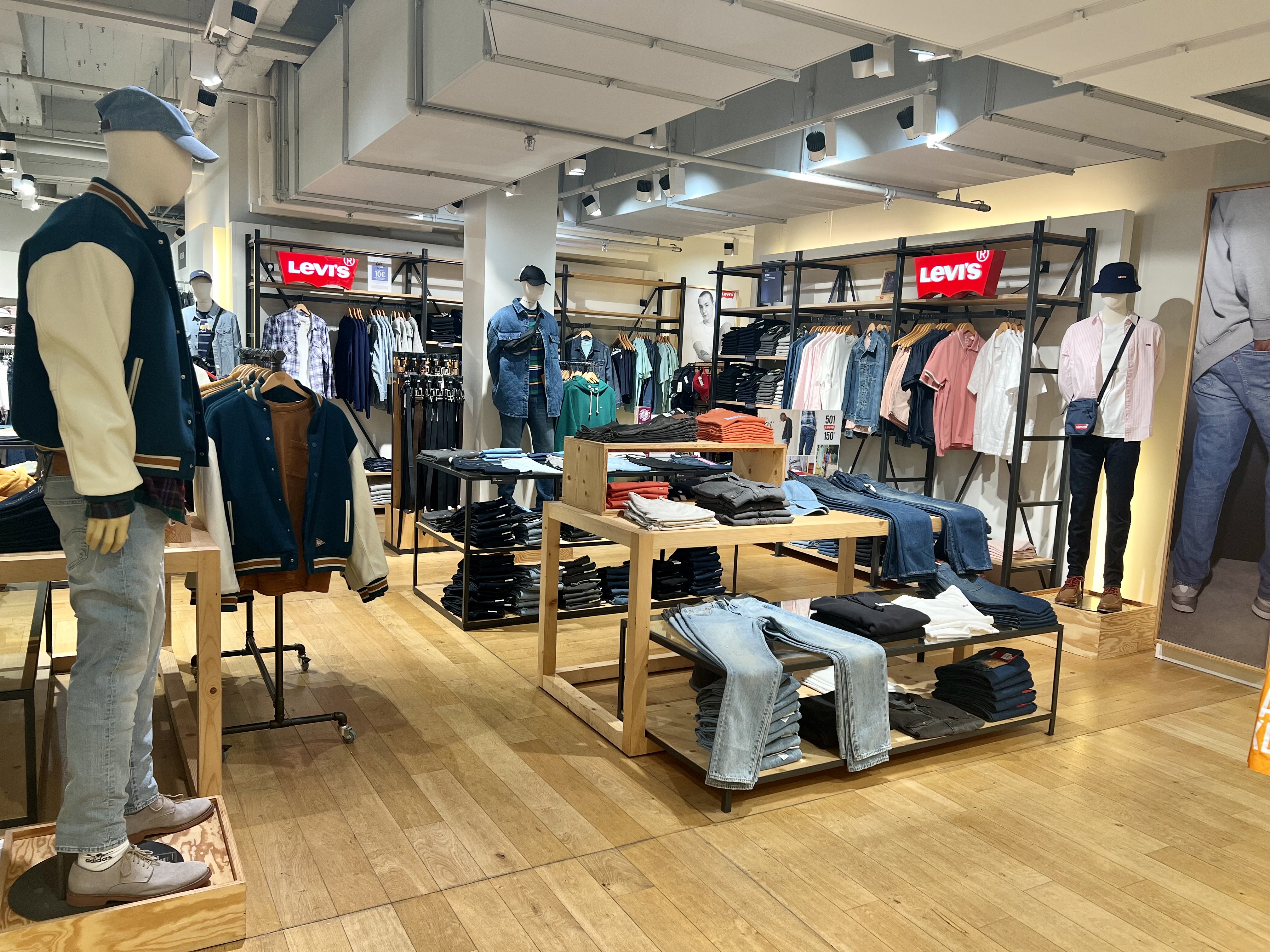 Foto 89 di Galeries Lafayette Rennes