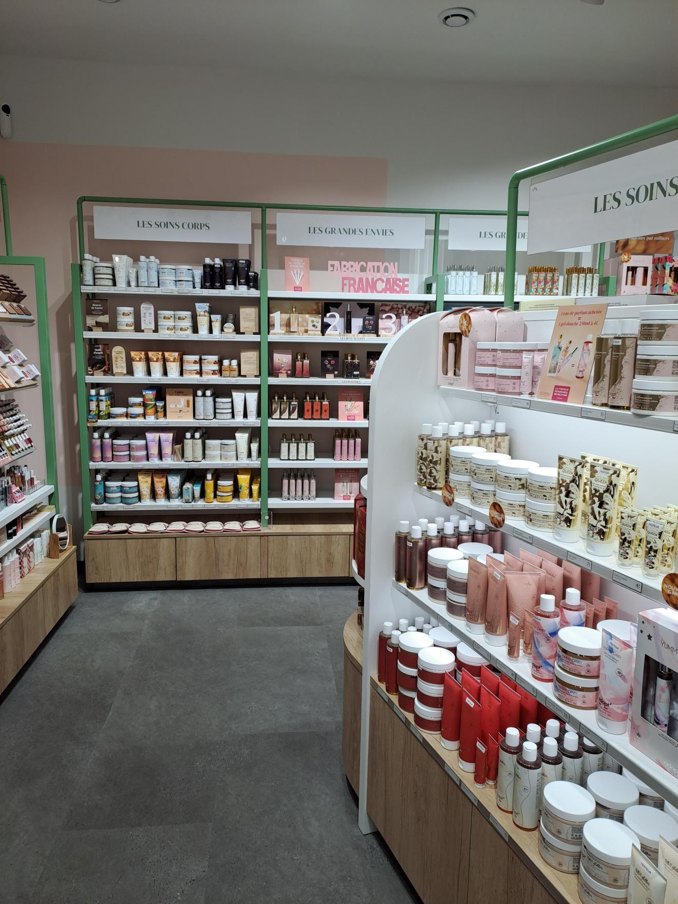Foto 7 di Adopt Parfums