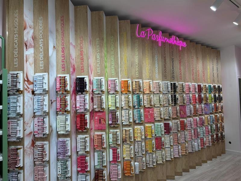 Foto 5 di Adopt Parfums