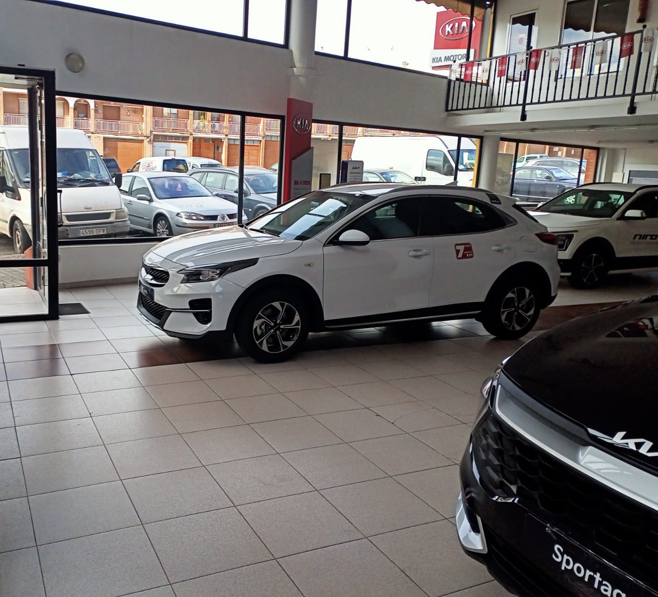 Foto 2 di Automotor Huesca