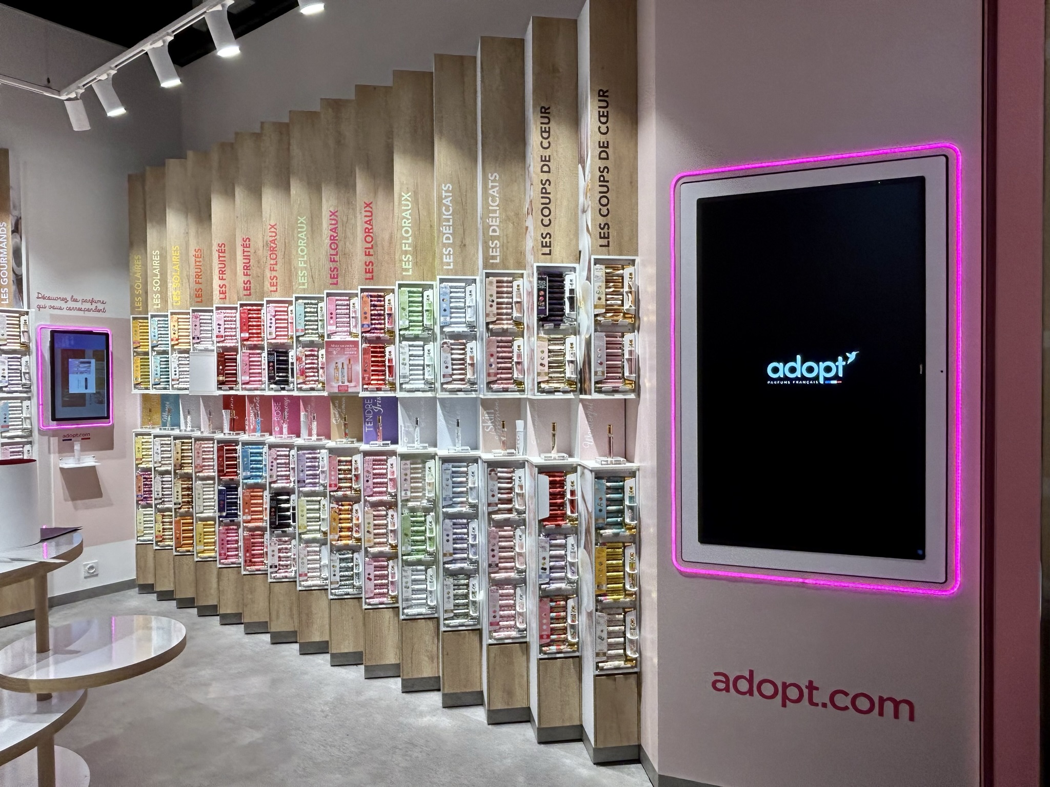 Foto 18 di Adopt Parfums