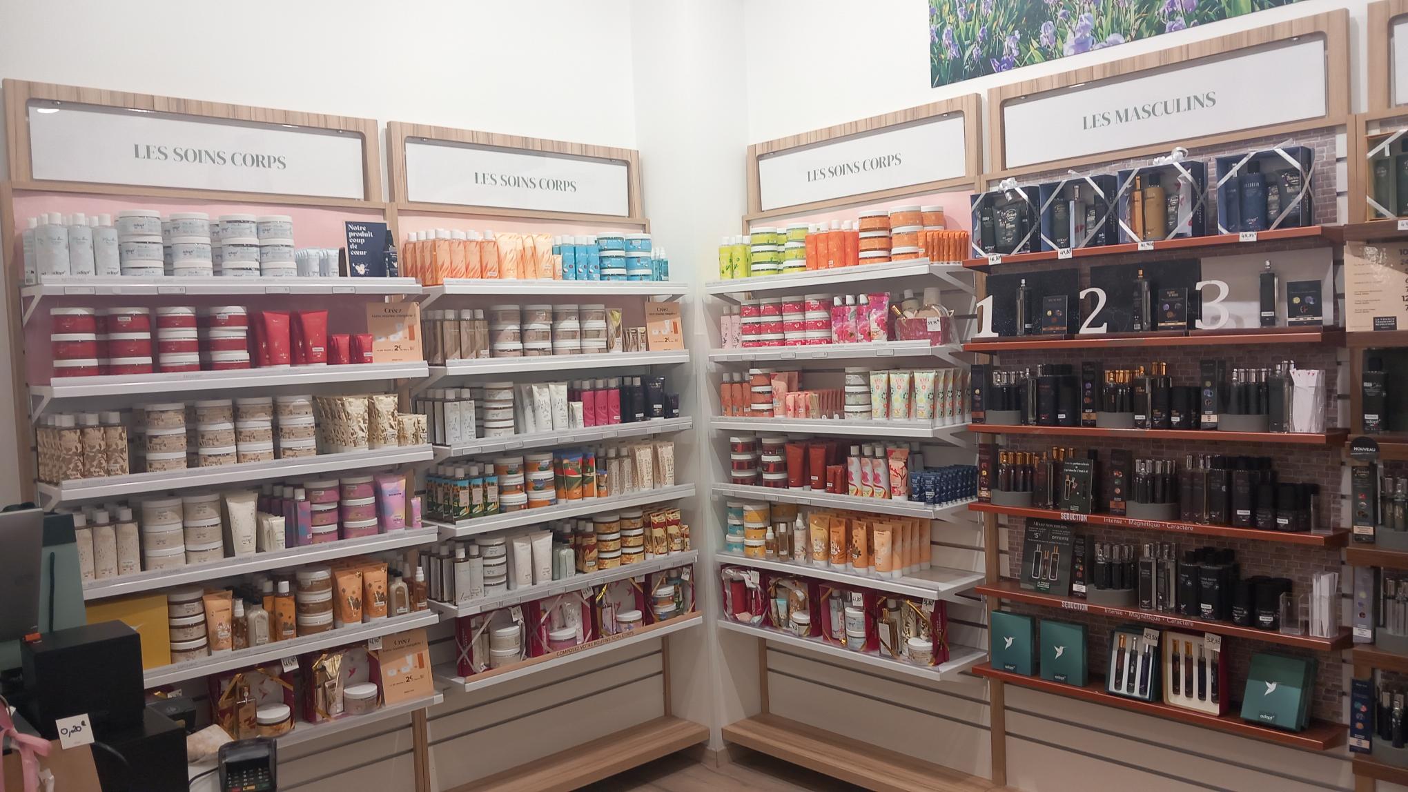Foto 6 di Adopt Parfums