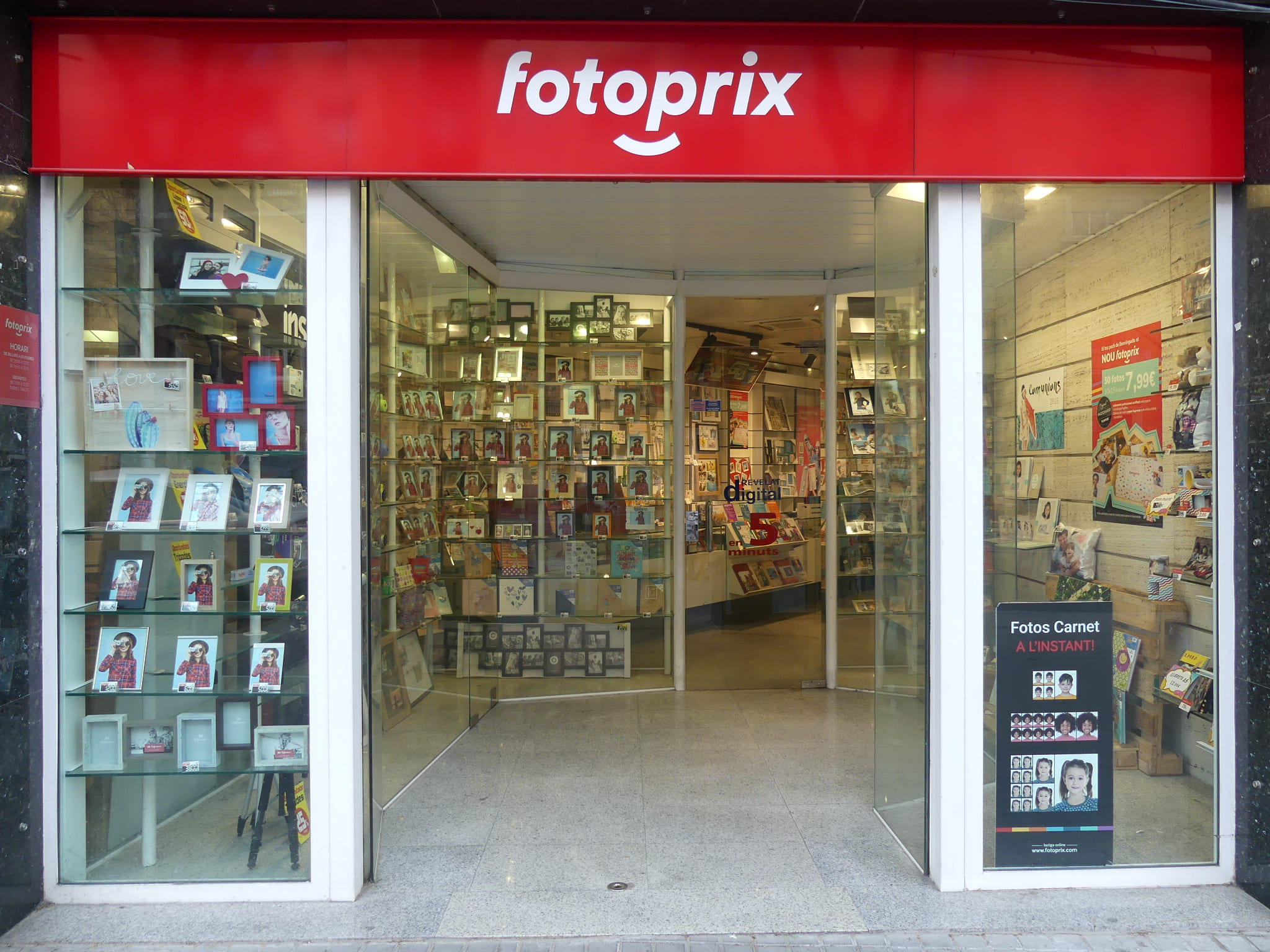 Foto 1 di FotoPrix Maragall