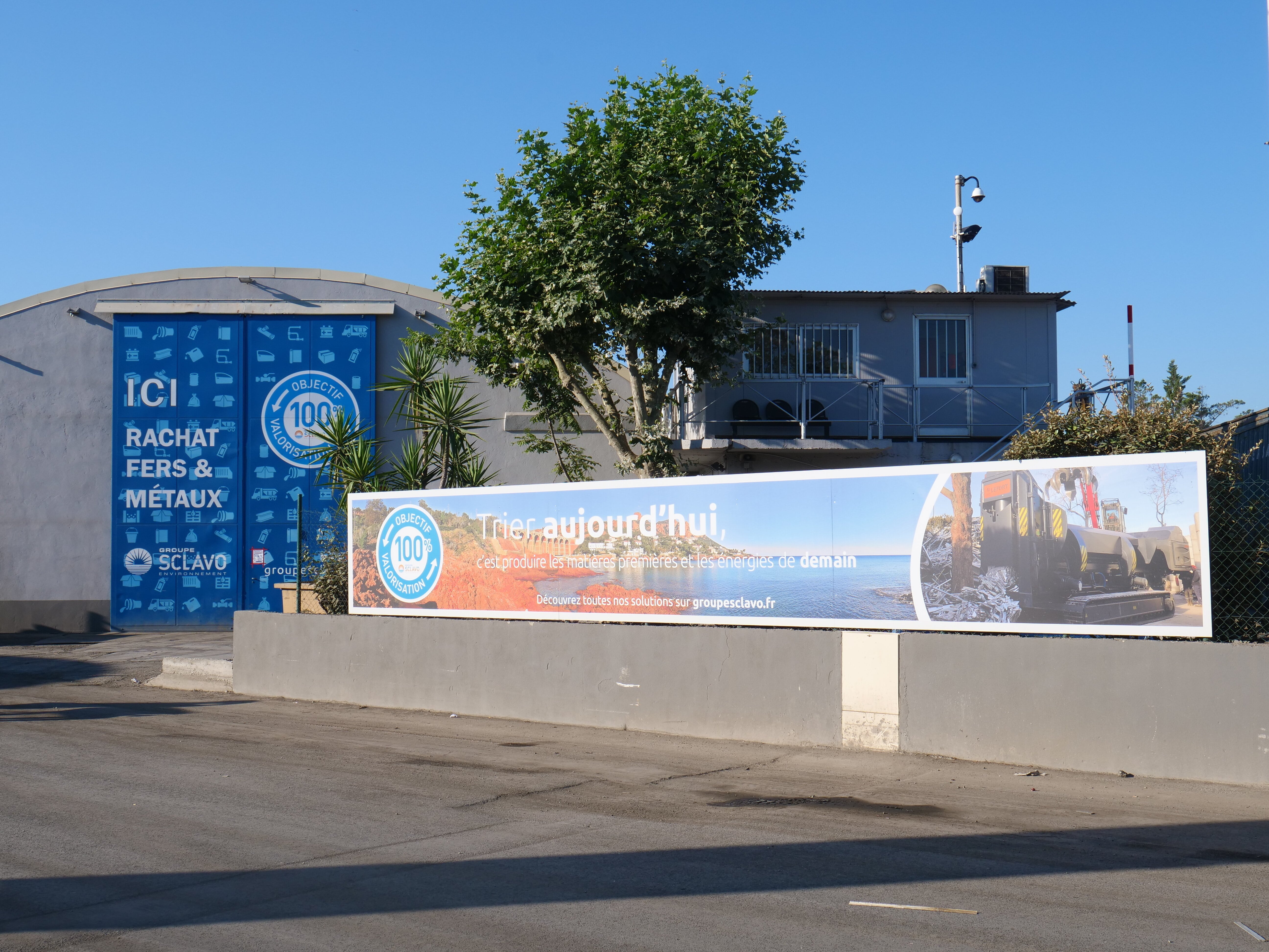 Foto 1 di SOFOVAR - FERS & MÉTAUX - Fréjus