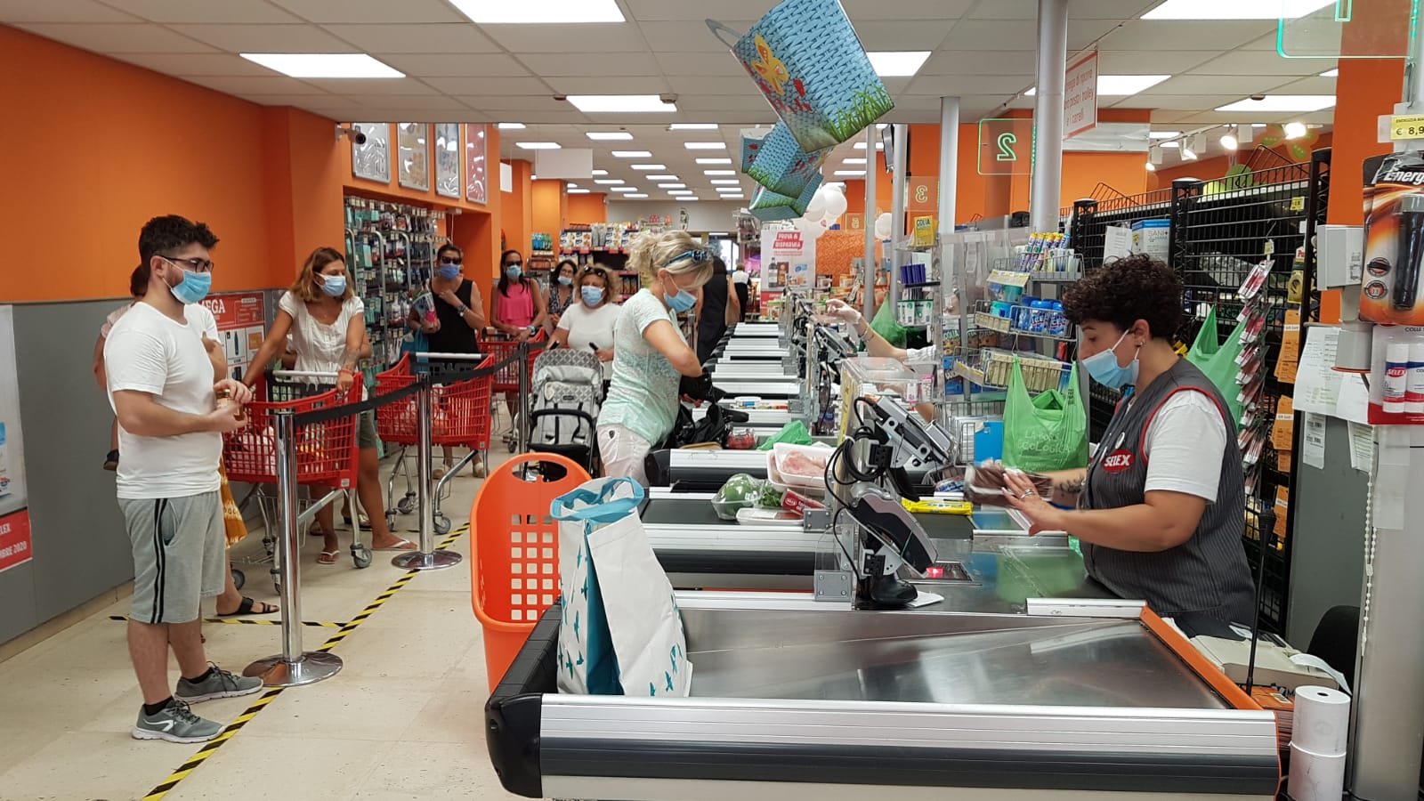 Photo 5 de Supermercato dok