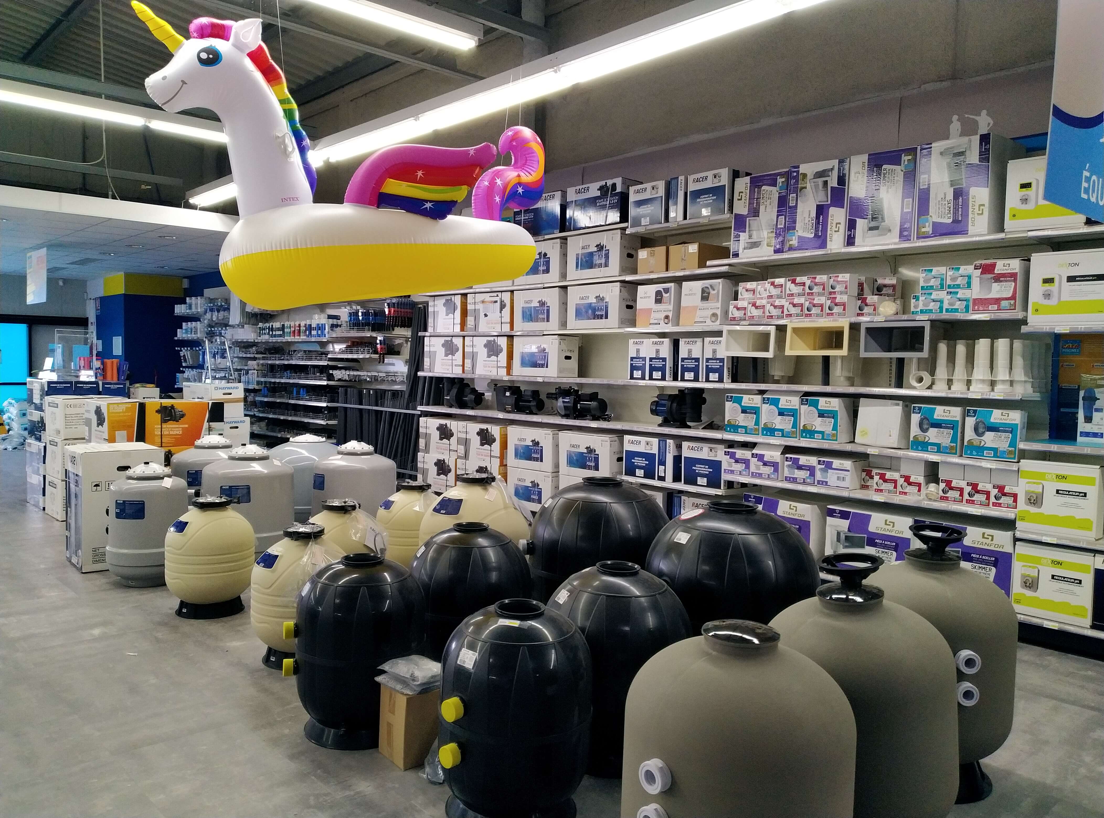 Foto 5 di Cash Piscines