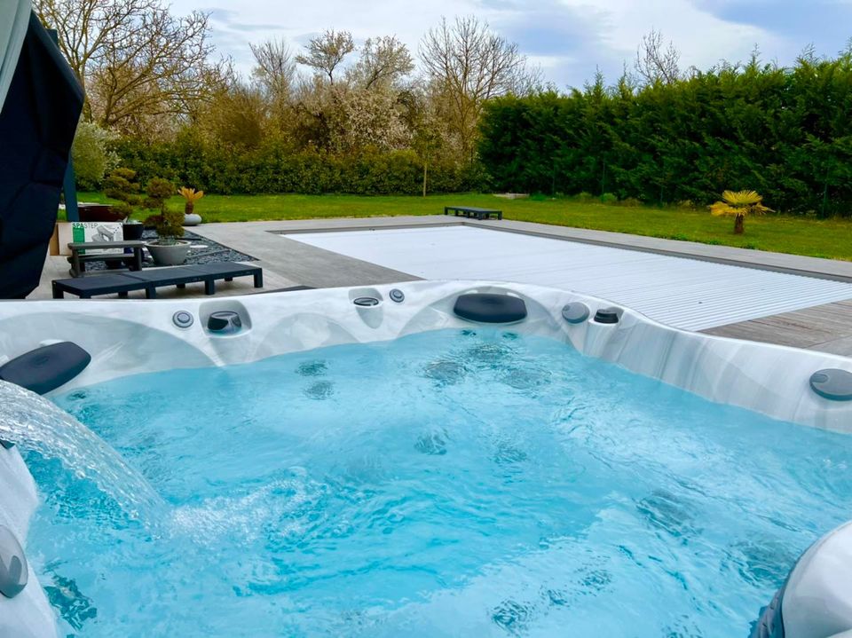 Foto 141 di AMBIANCE SPA JACUZZI VALENCE