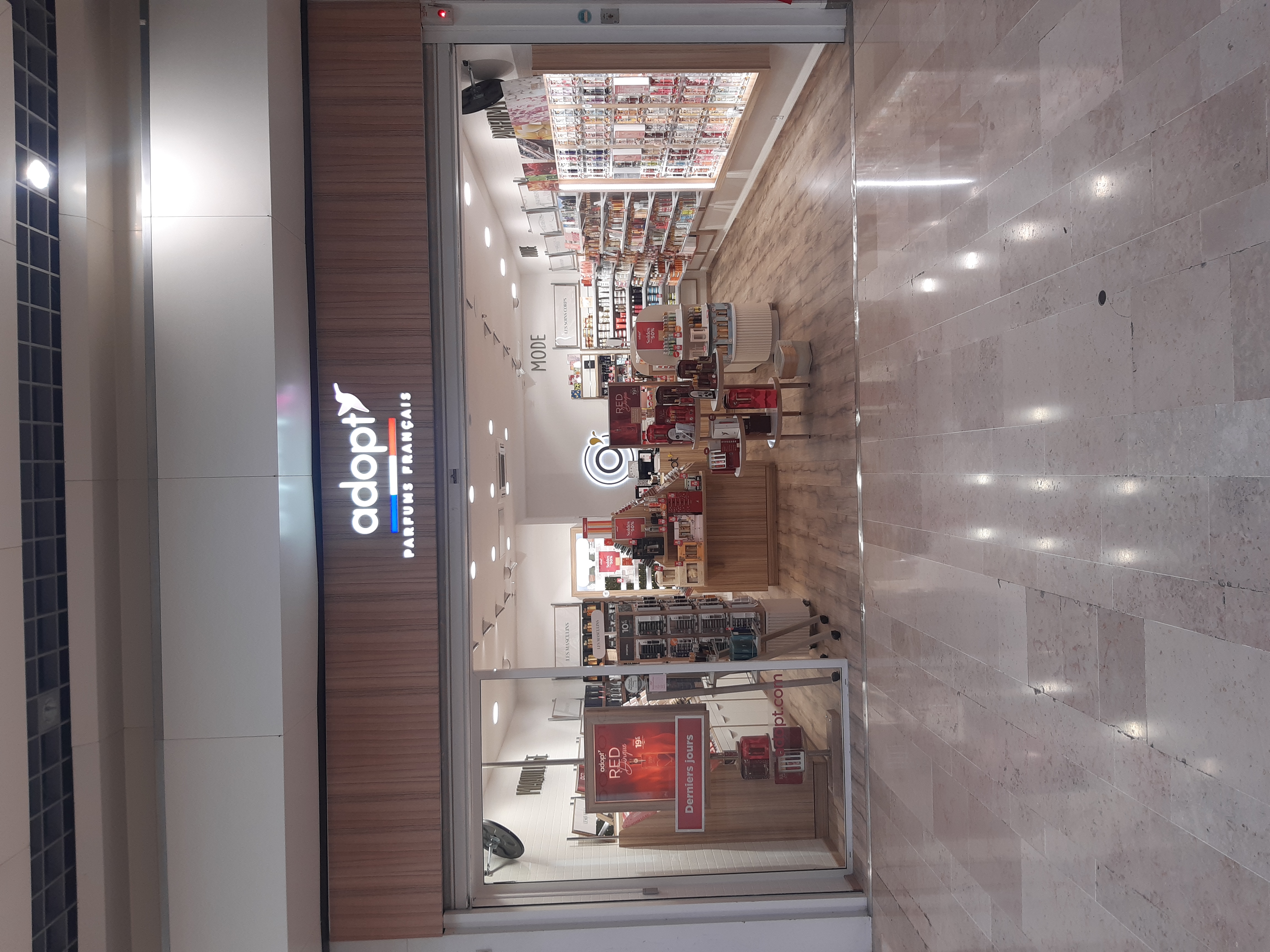 Foto 1 di Adopt Parfums