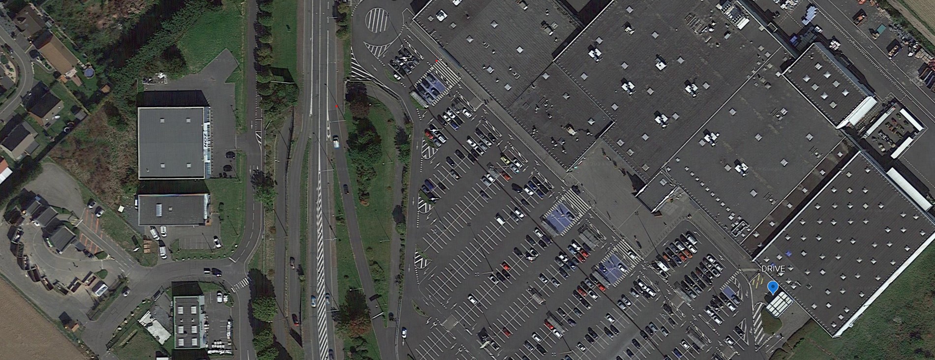 Foto 4 di Carrefour Drive