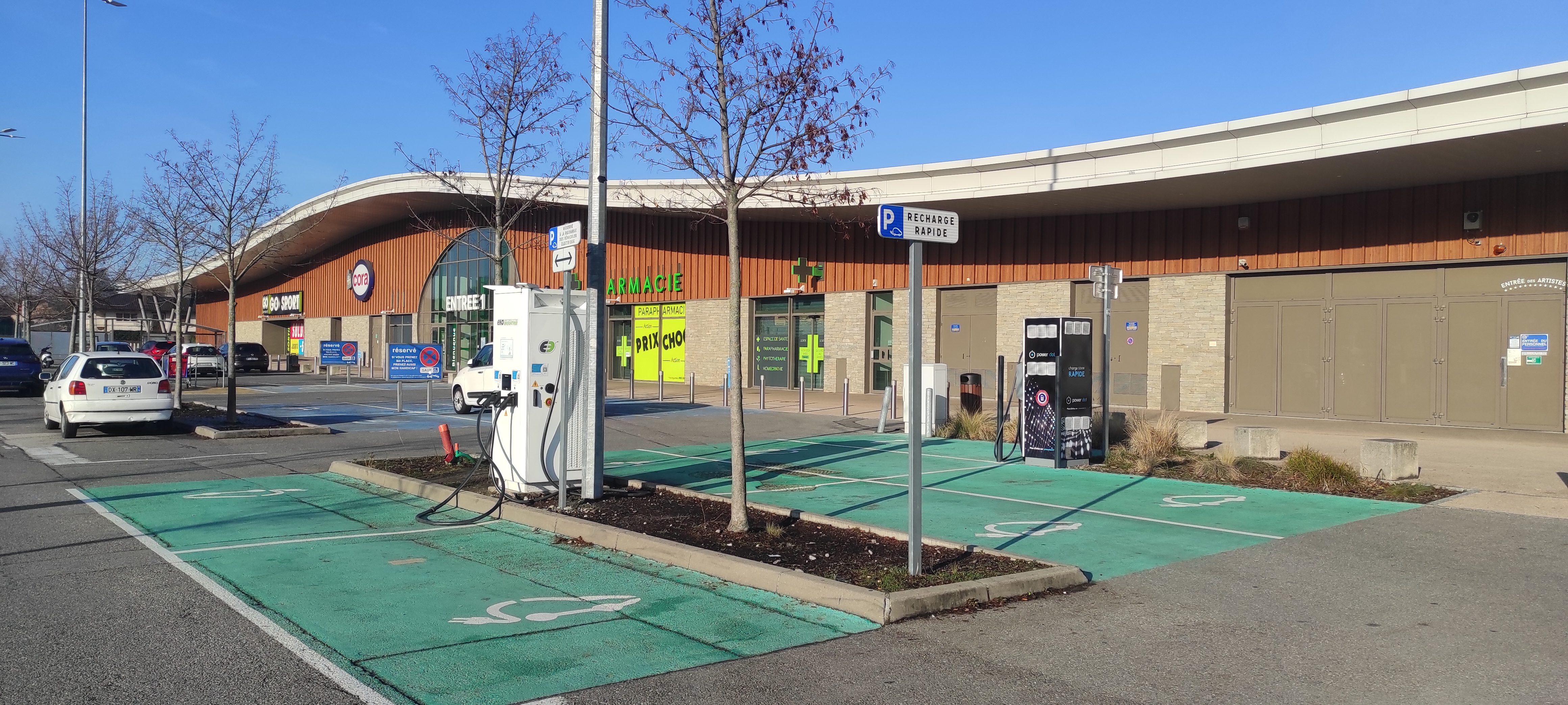 Foto 2 di Station Service Carrefour