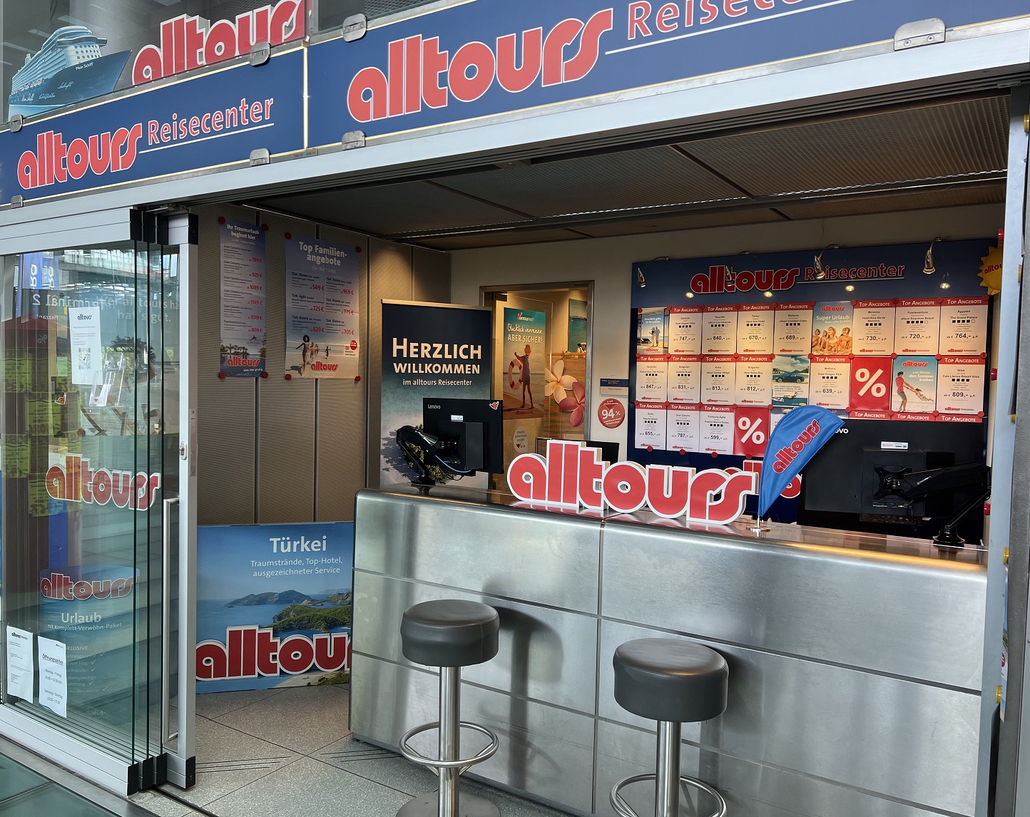 Foto 7 di alltours Reisecenter