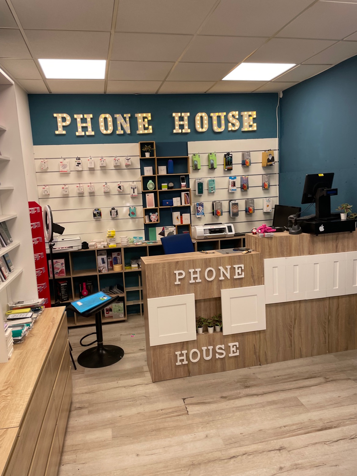 Foto 4 di PHONE HOUSE