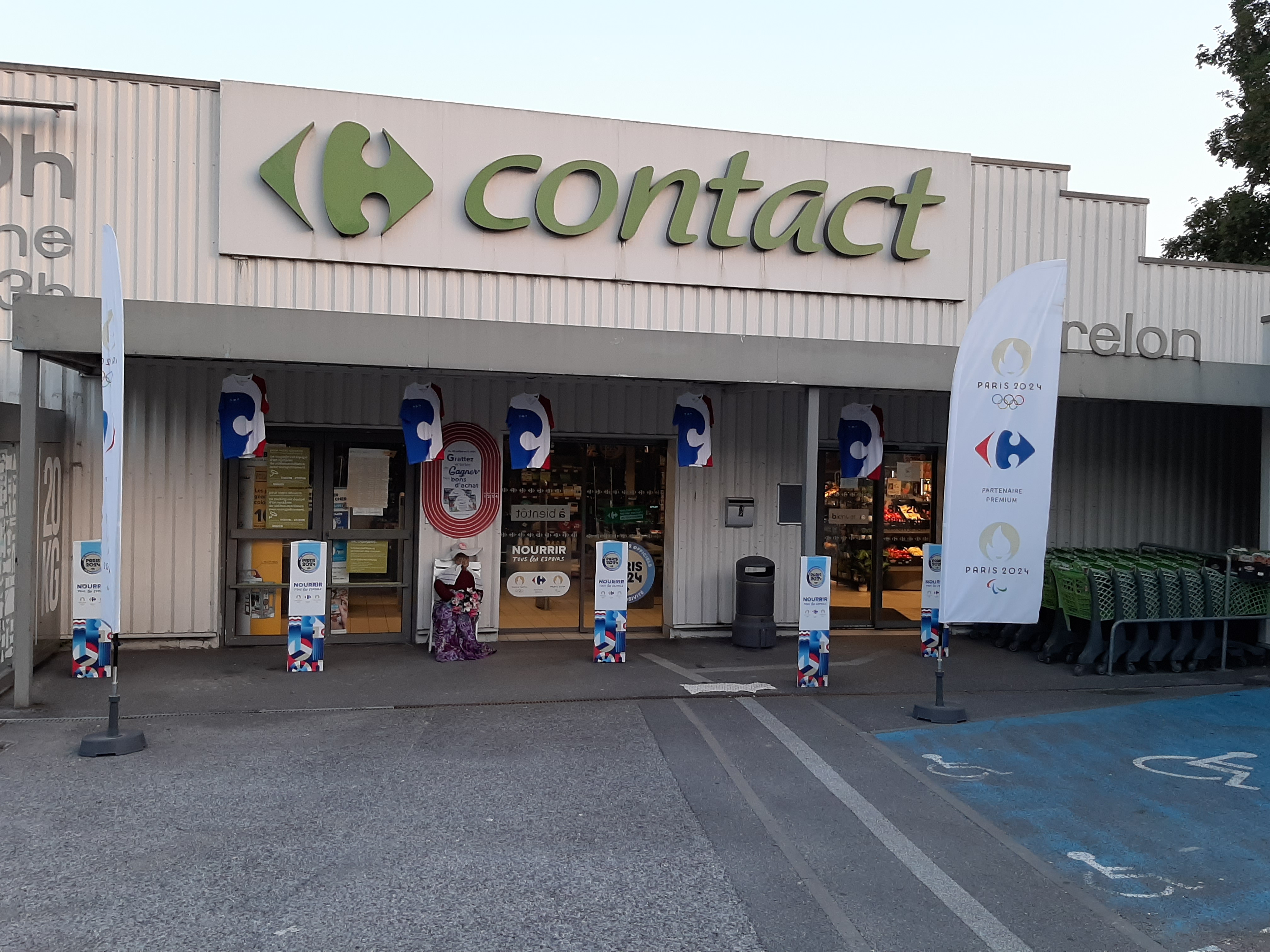 Foto 7 di Carrefour Contact