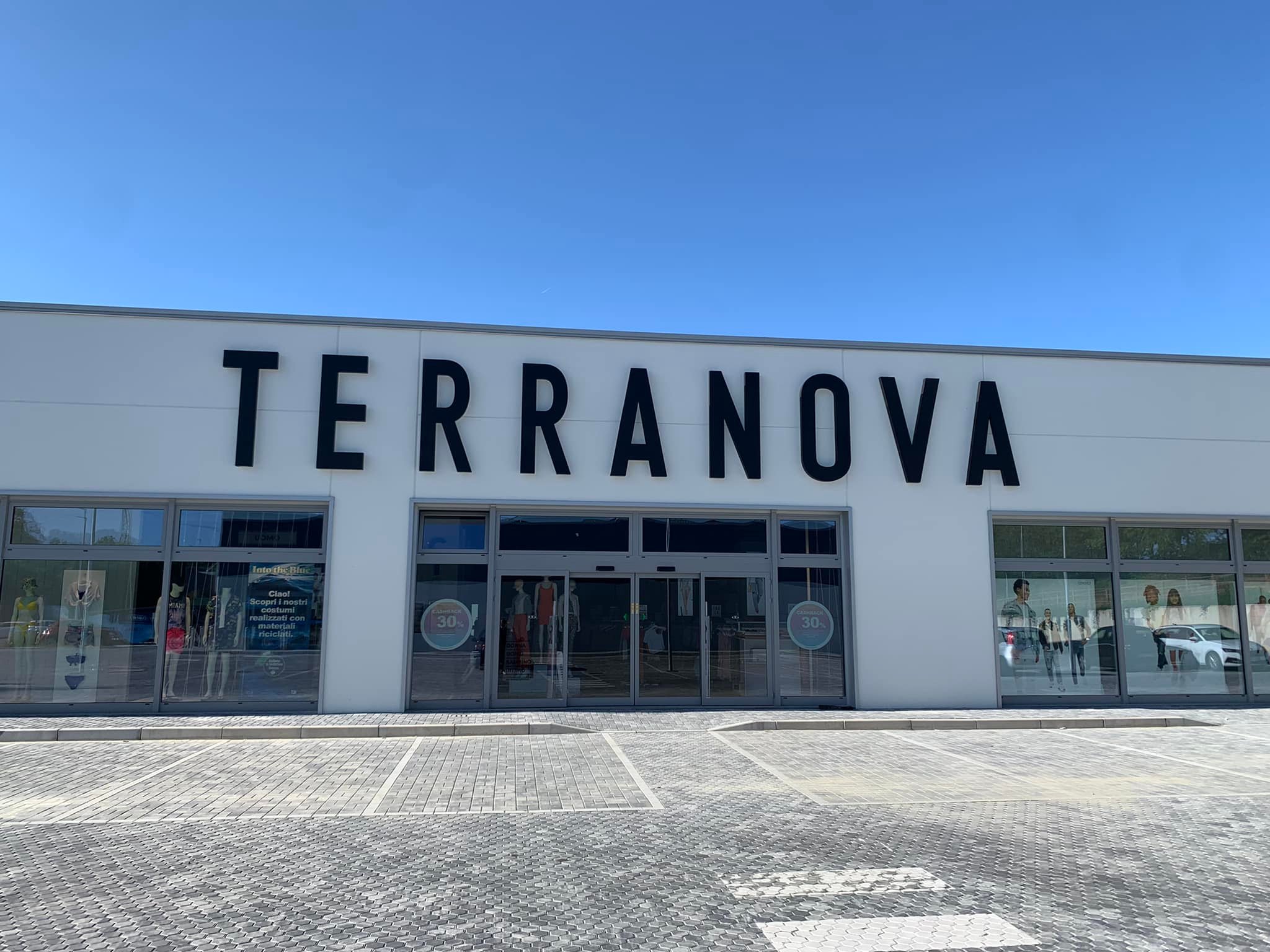 Photo 1 de Terranova