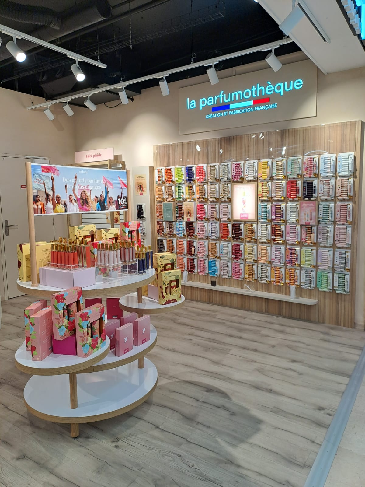 Foto 4 di Adopt Parfums