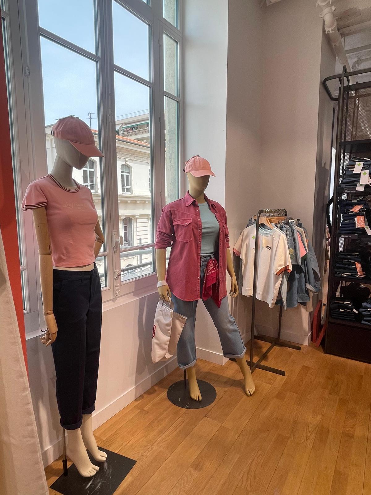 Foto 2 di Levi's