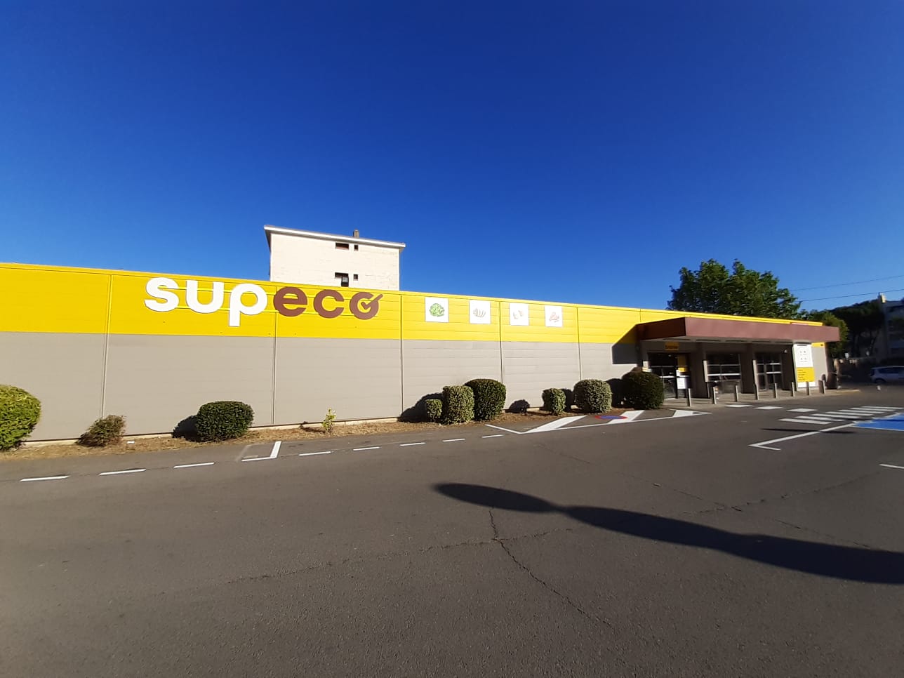 Foto 2 di Supeco Gardanne