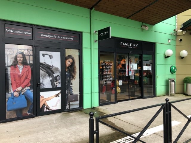 Foto 1 di DALERY maroquinier