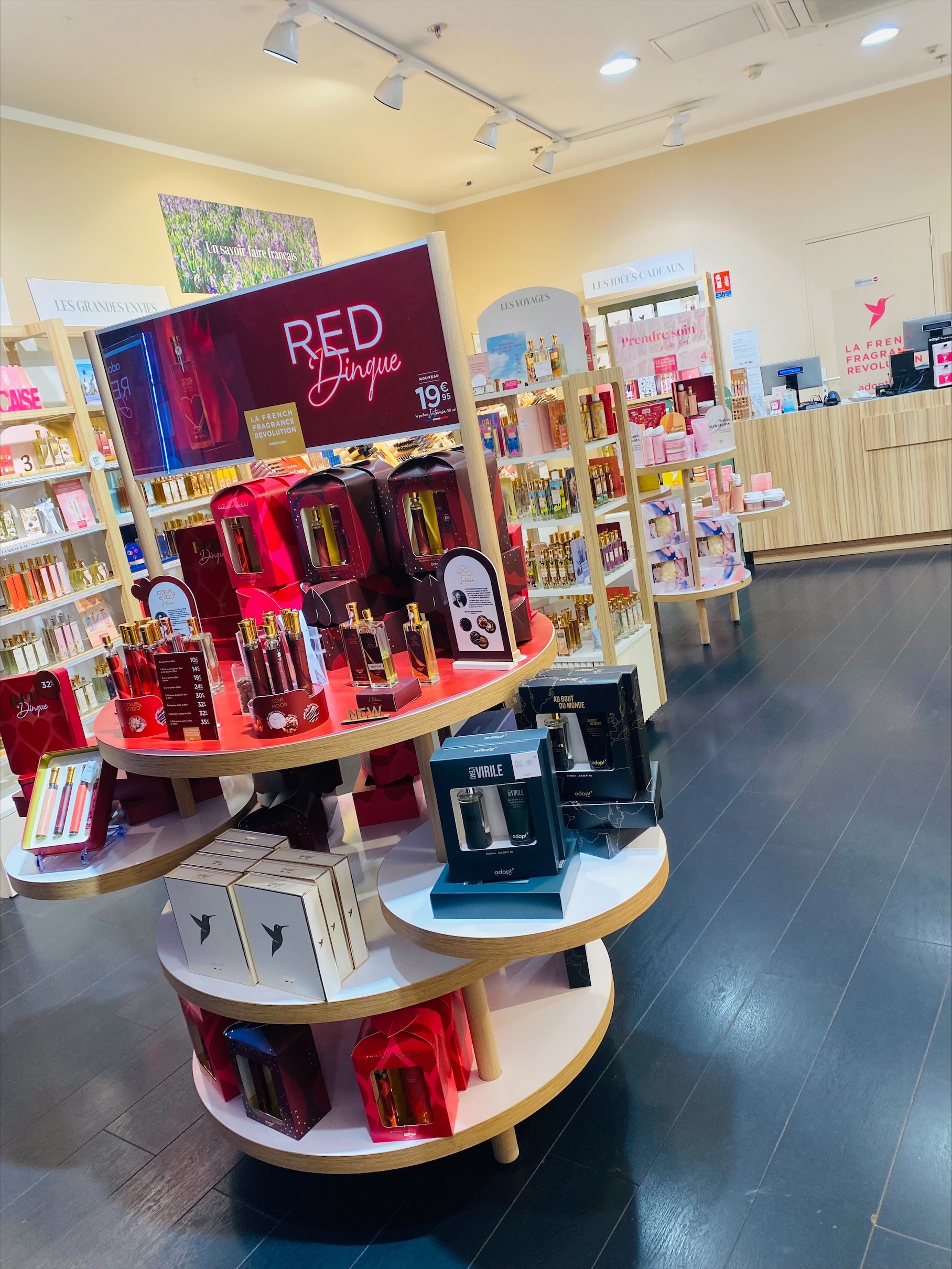 Foto 4 di Adopt Parfums
