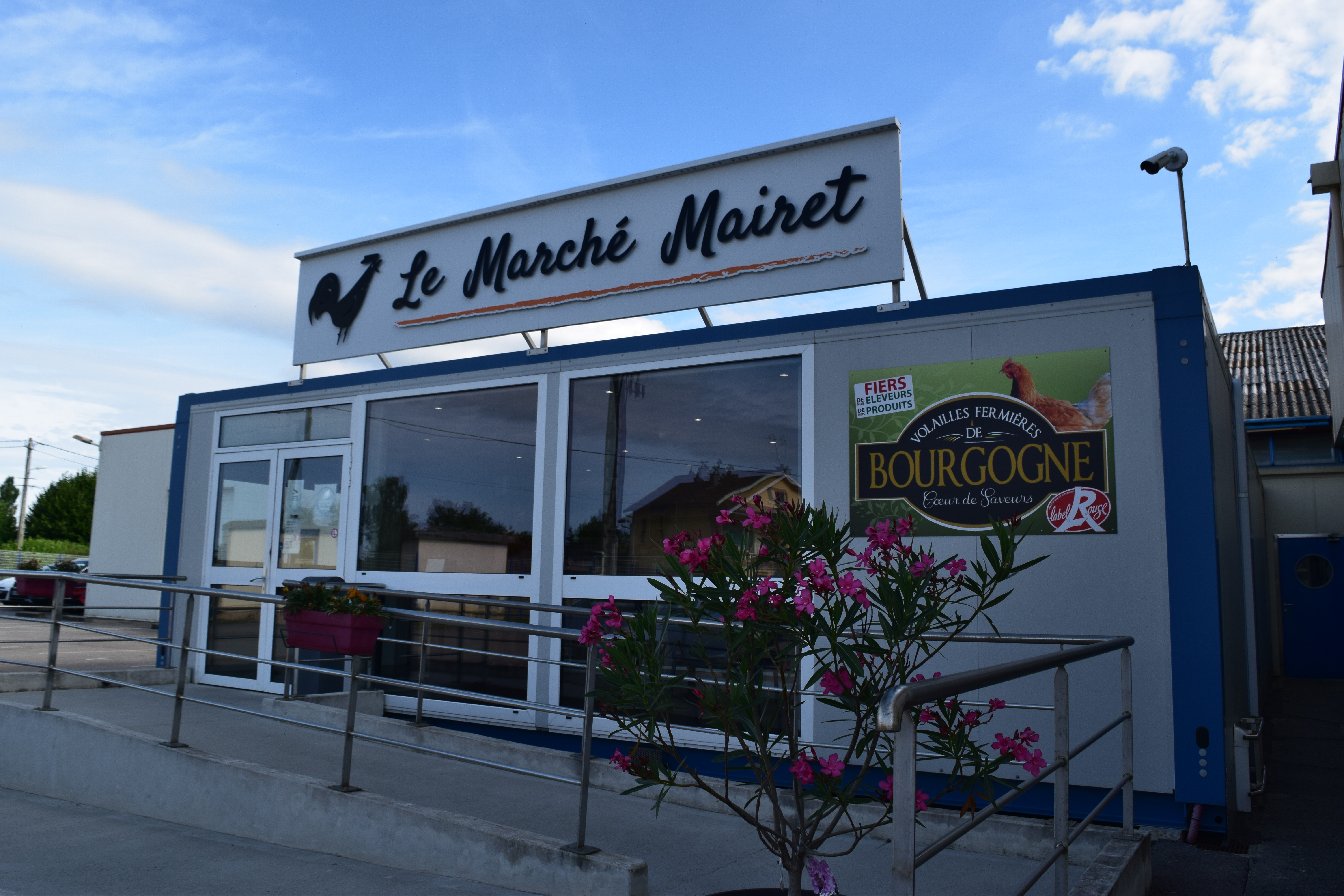 Foto 1 di Le Marché Mairet