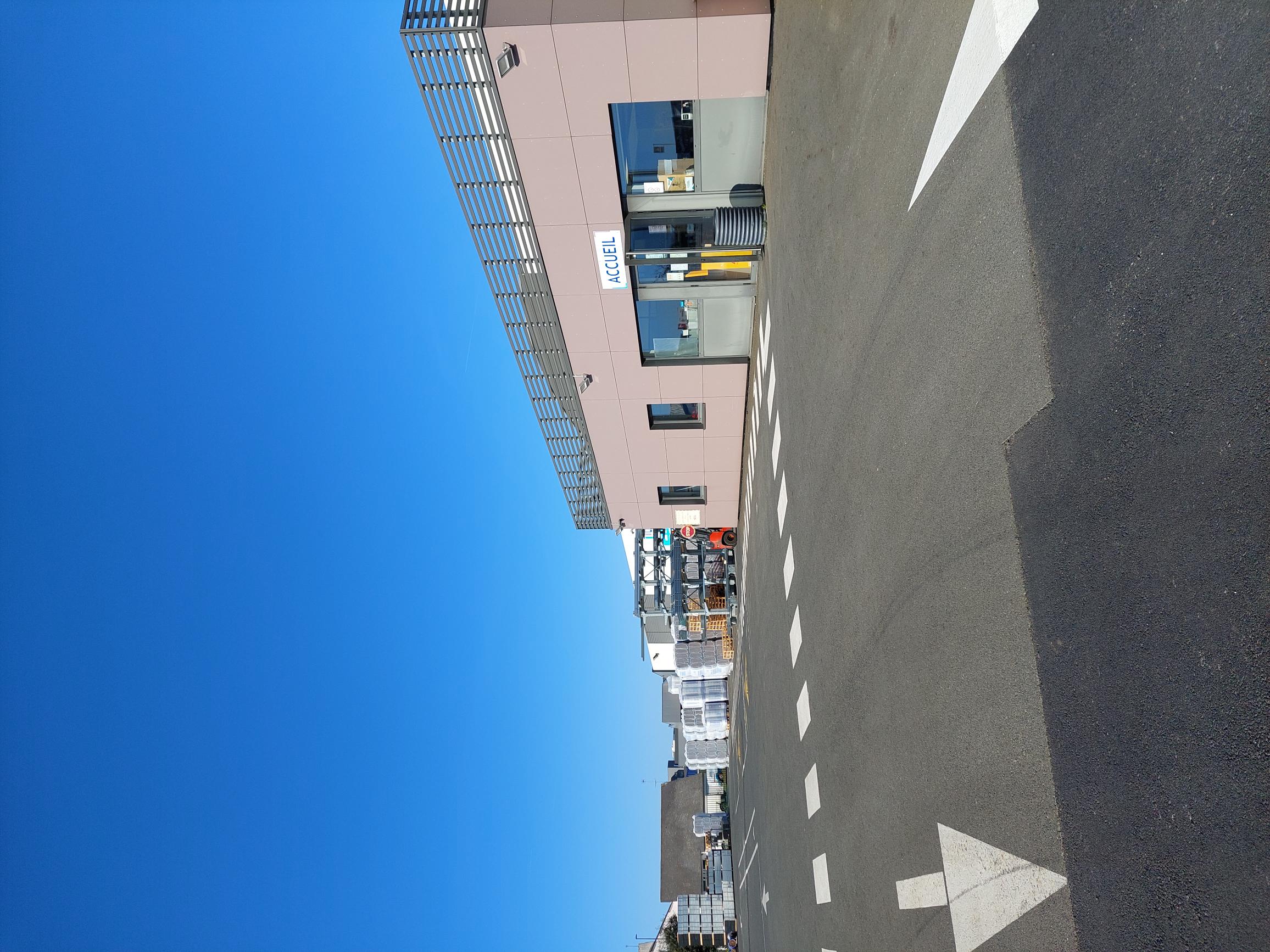 Foto 1 di LiTT